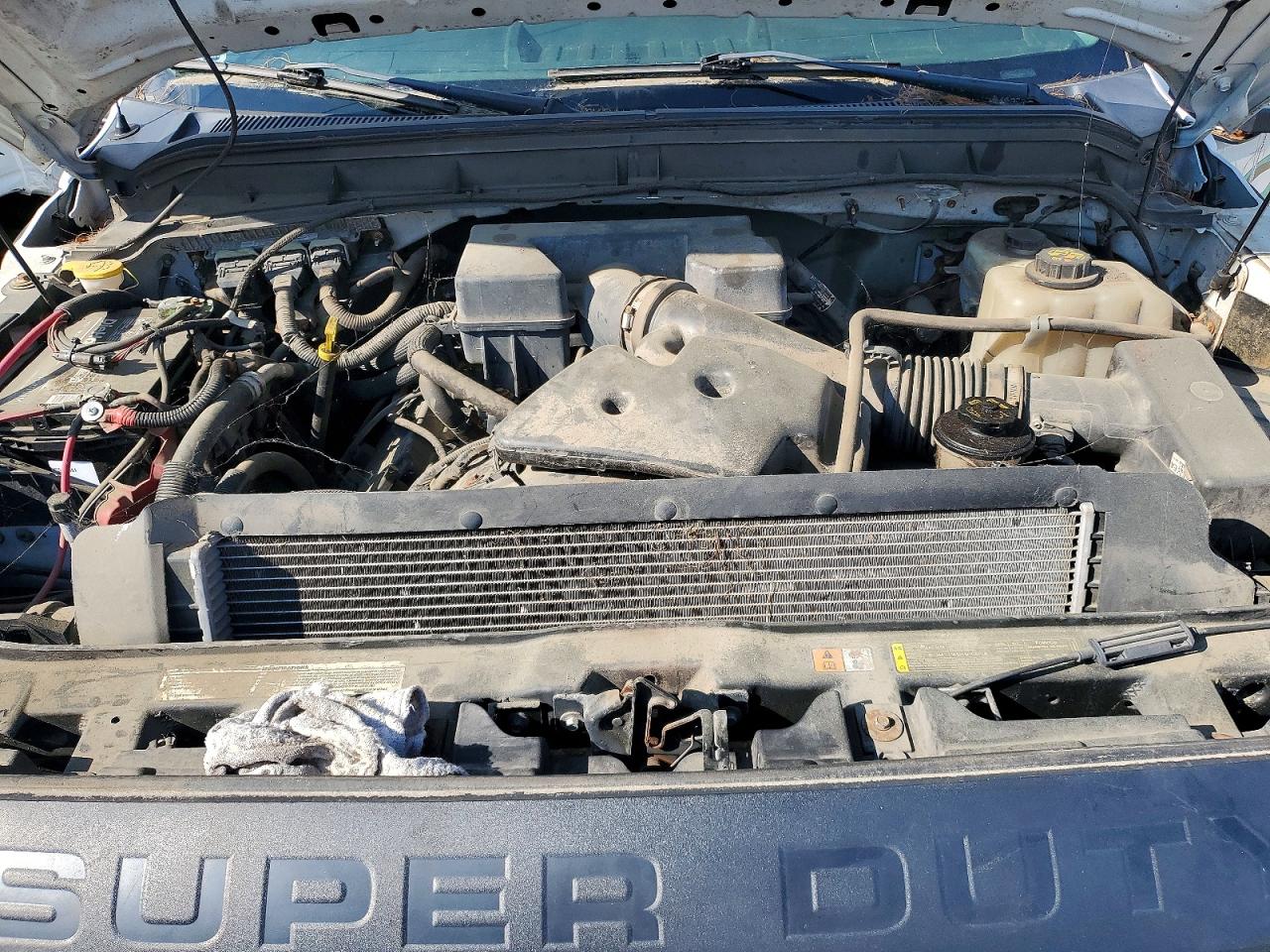 2012 Ford F350 Super Duty White vin: 1FDRF3H65CEC62518