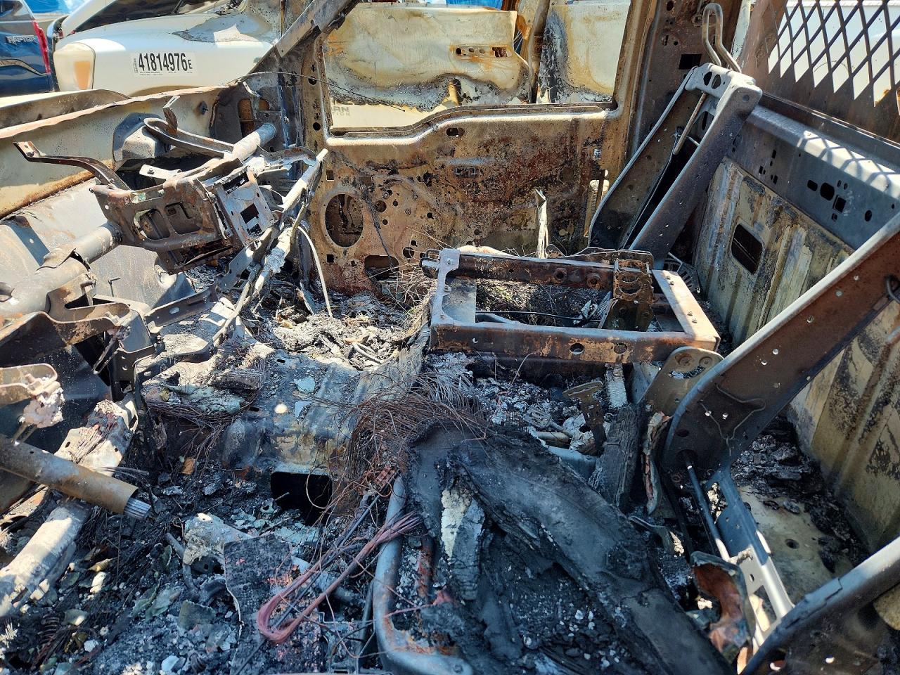 2014 Ford F350 Super Duty Burn vin: 1FDRF3HT4EEA91169