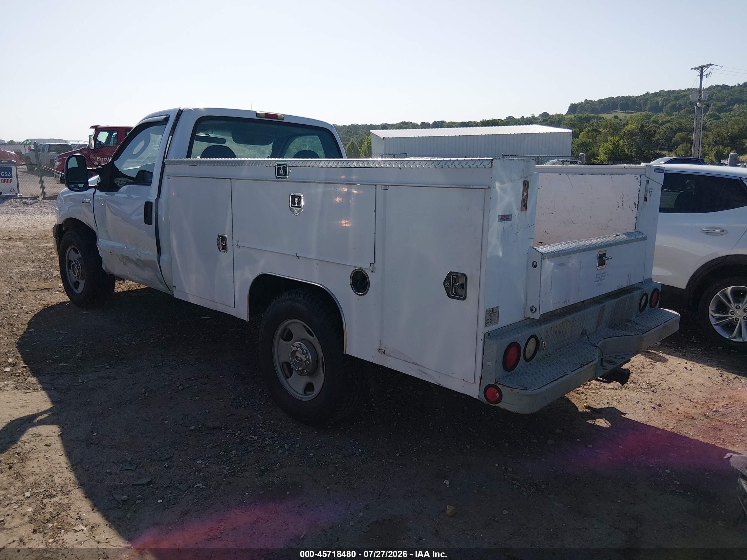 2005 Ford F-350 Xl/xlt White vin: 1FDSF34535EB32884