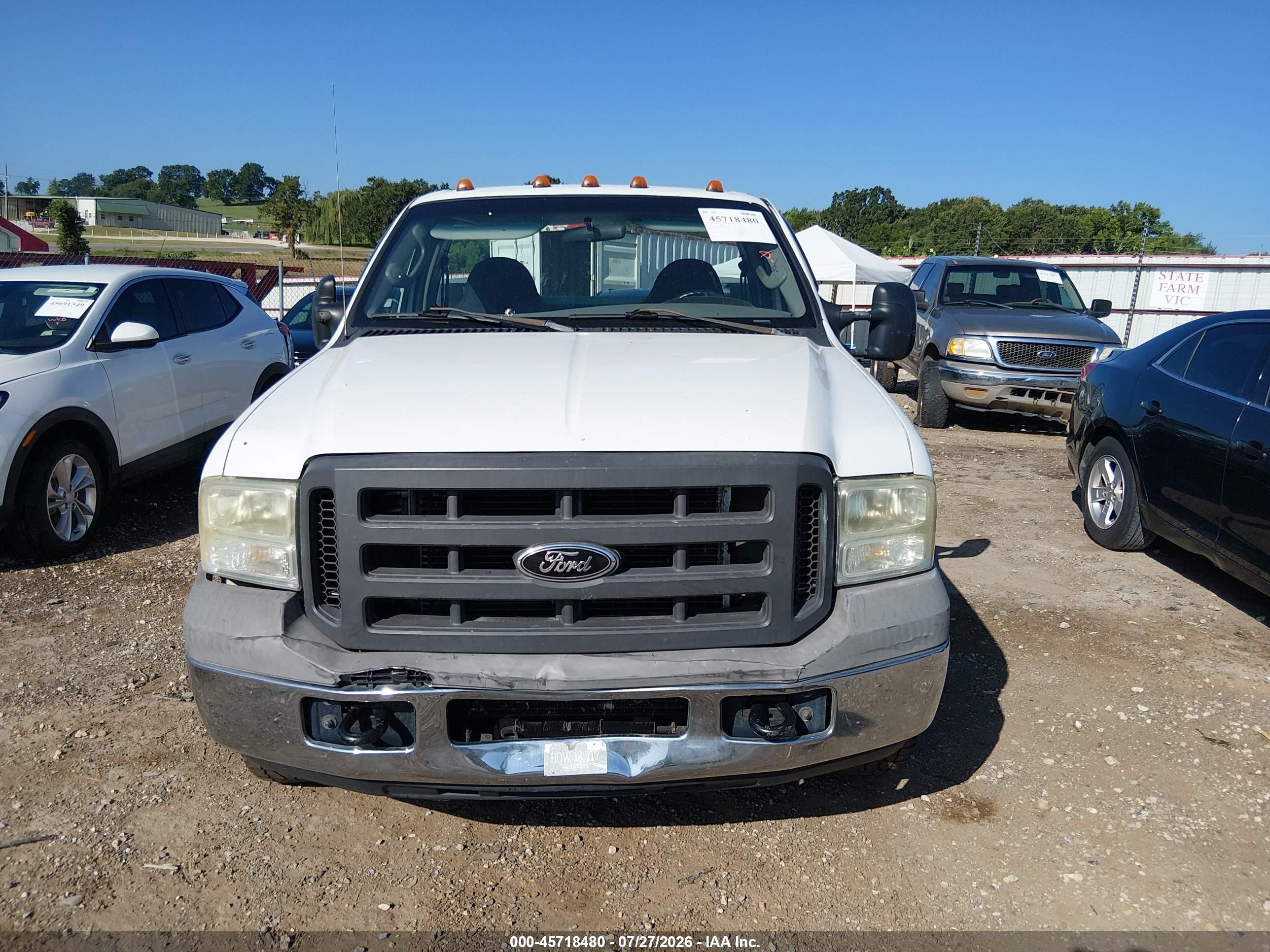2005 Ford F-350 Xl/xlt White vin: 1FDSF34535EB32884