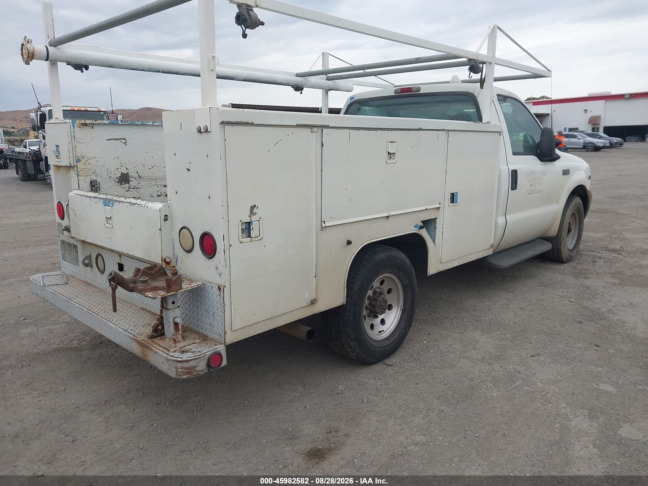 2003 Ford F-350 Xl/xlt White vin: 1FDSF34S33EC95599