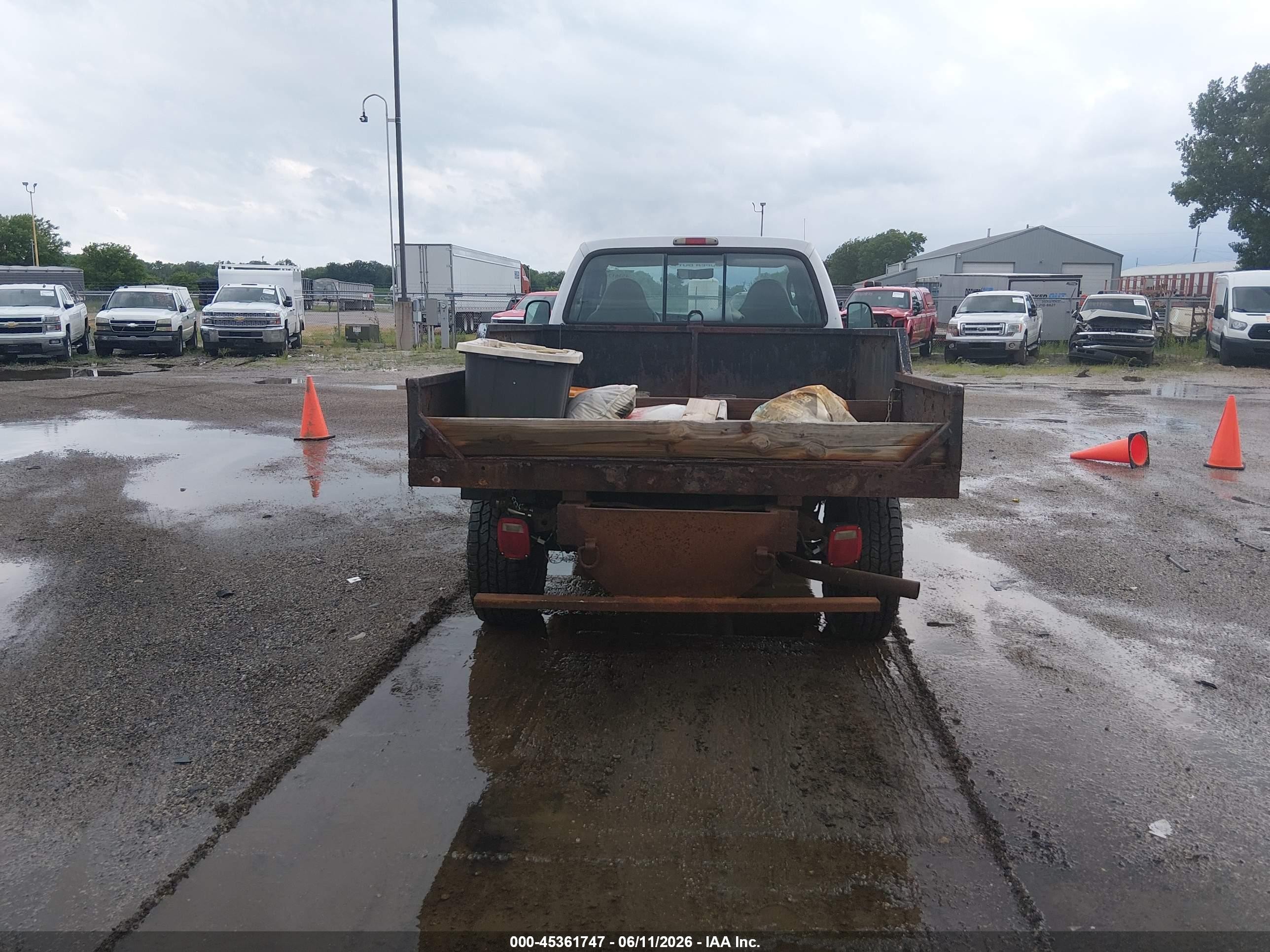 2006 Ford F-350 Chassis Xl/xlt Silver vin: 1FDSF35536EB48924