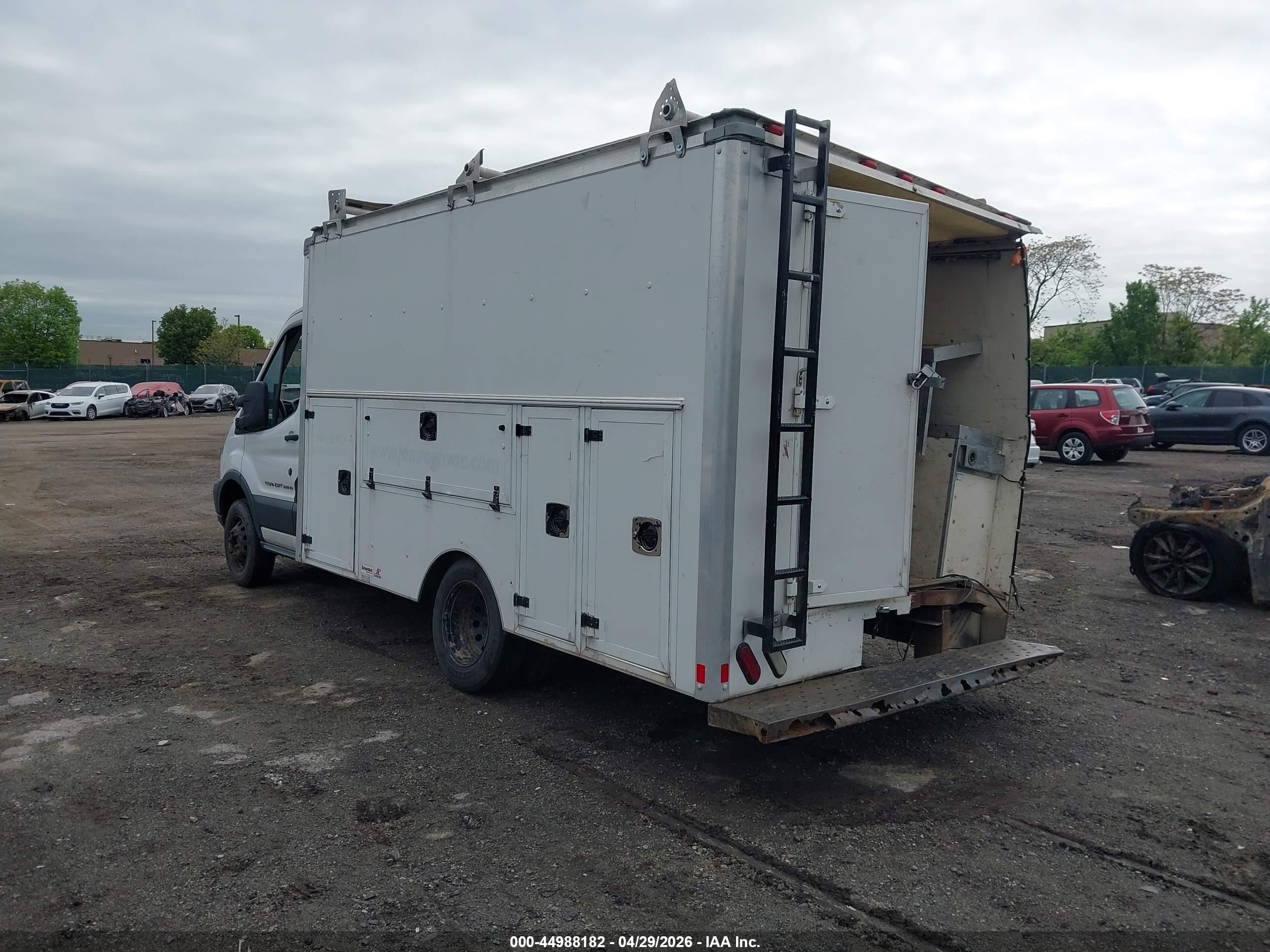 2015 Ford Transit-350 Cab   White vin: 1FDSF6ZM1FKA92342