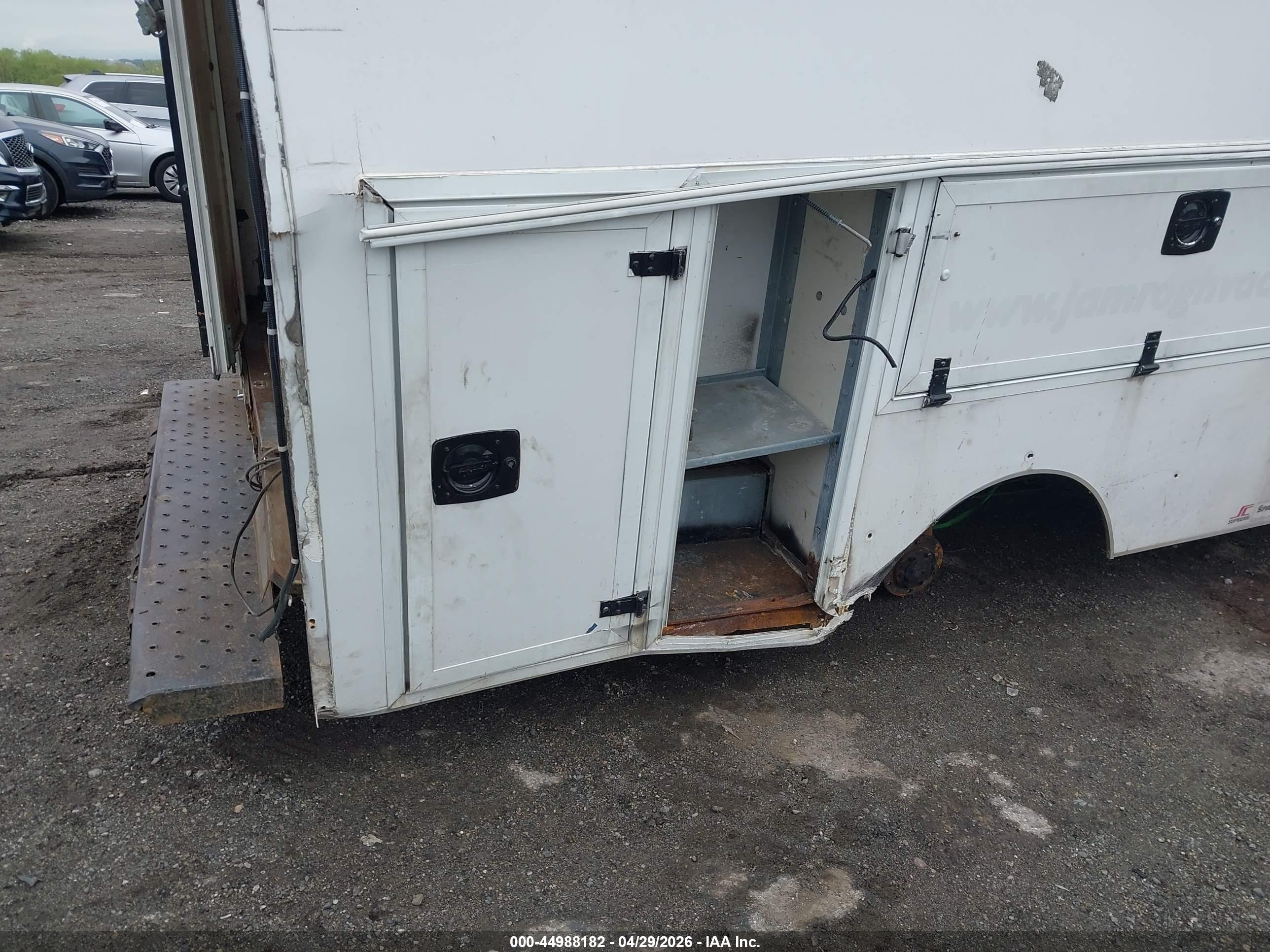 2015 Ford Transit-350 Cab   White vin: 1FDSF6ZM1FKA92342