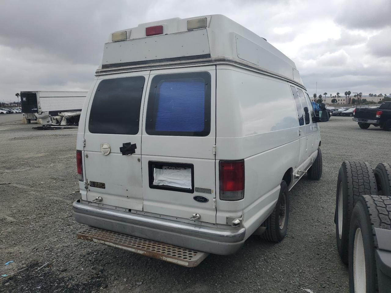 2001 Ford Econoline E350 Super Duty Van Белый vin: 1FDSS34FX1HB47119