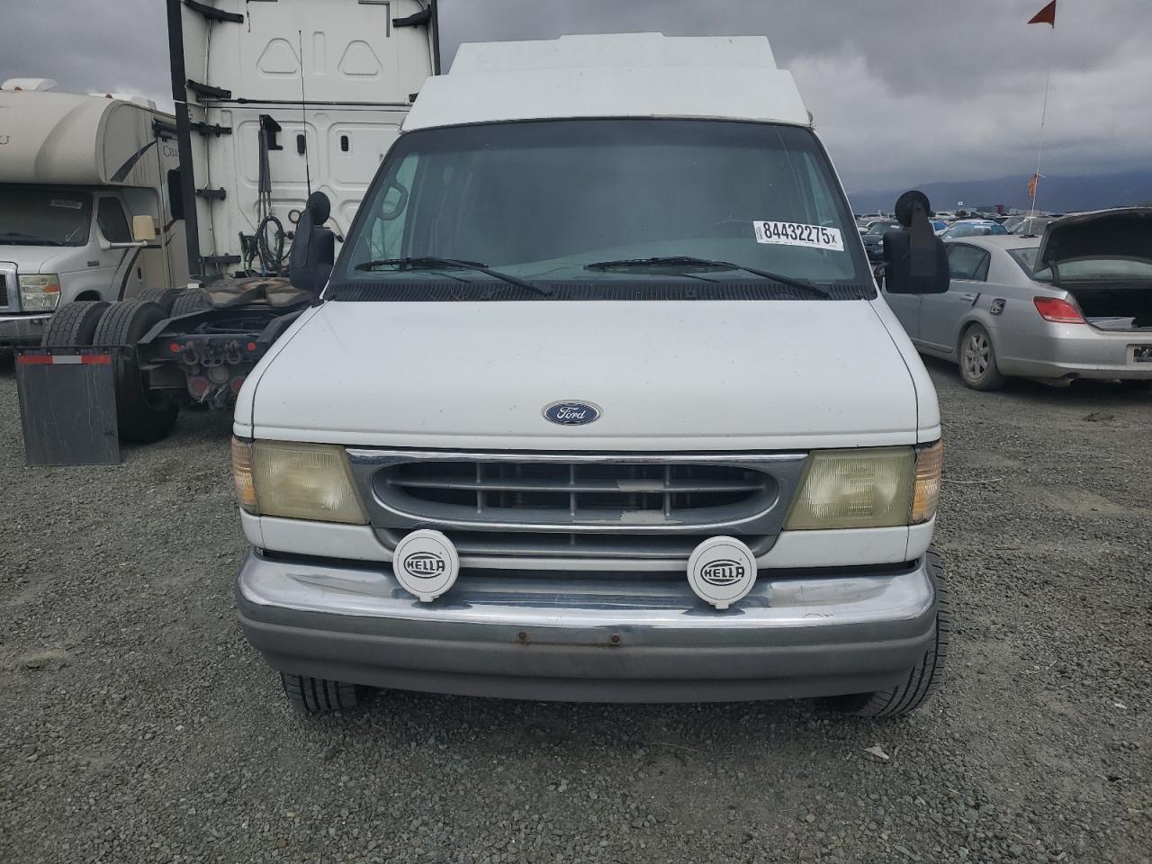 2001 Ford Econoline E350 Super Duty Van Белый vin: 1FDSS34FX1HB47119