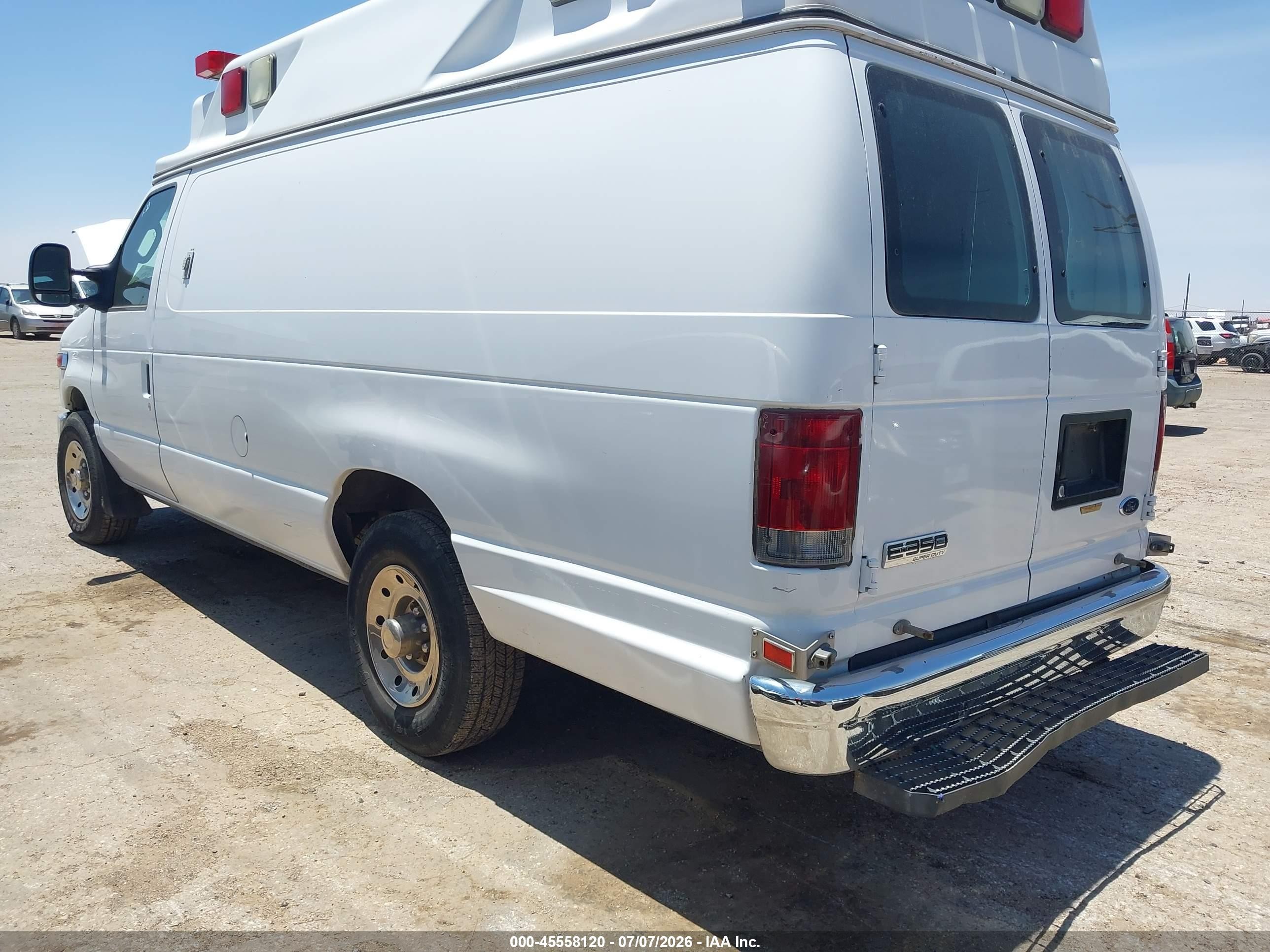 2008 Ford Econoline E350 Super Duty Van White vin: 1FDSS34P18DA39448