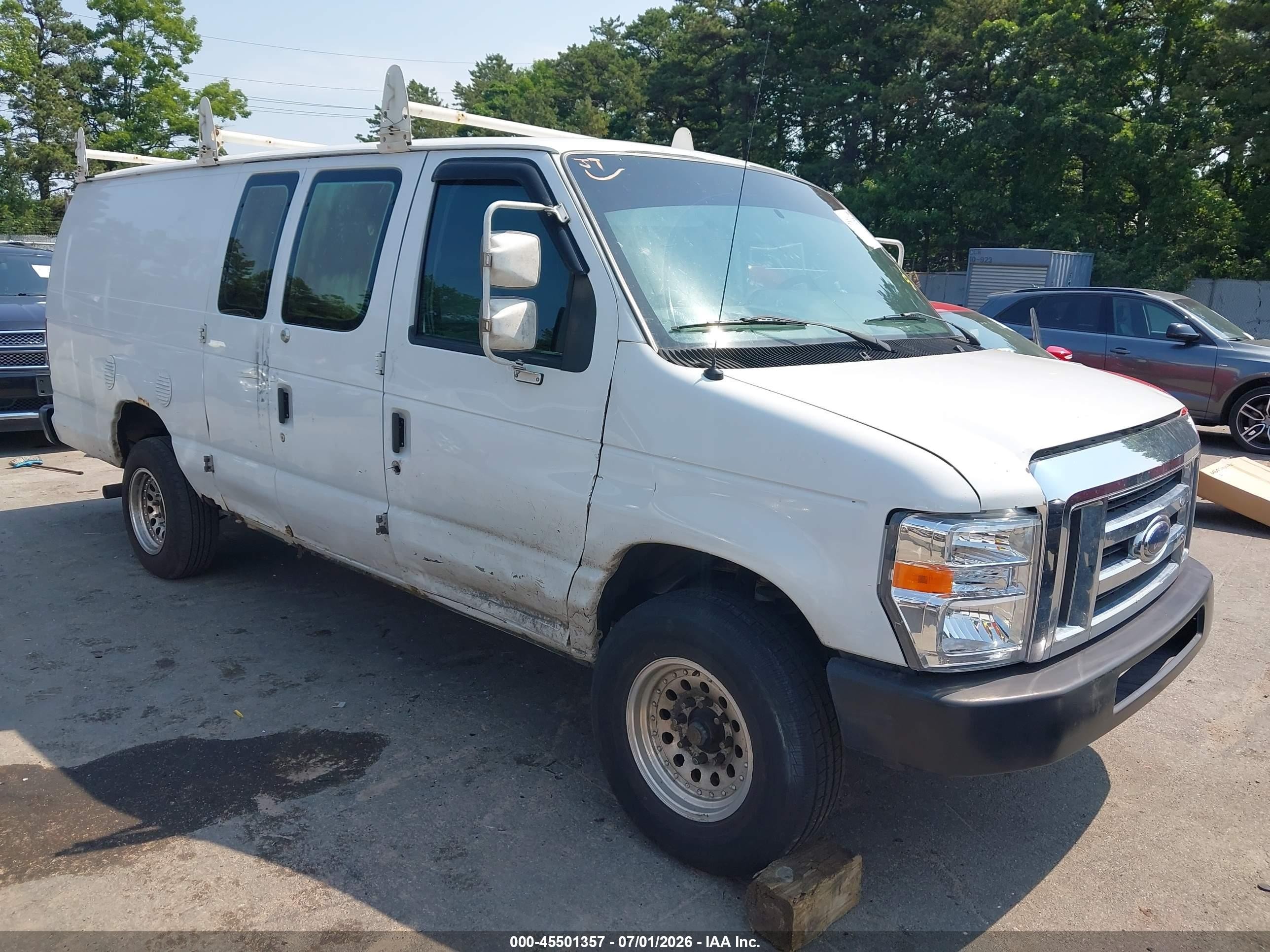 2011 Ford E-350 Super Duty Commercial/recreational White vin: 1FDSS3EL1BDA32955