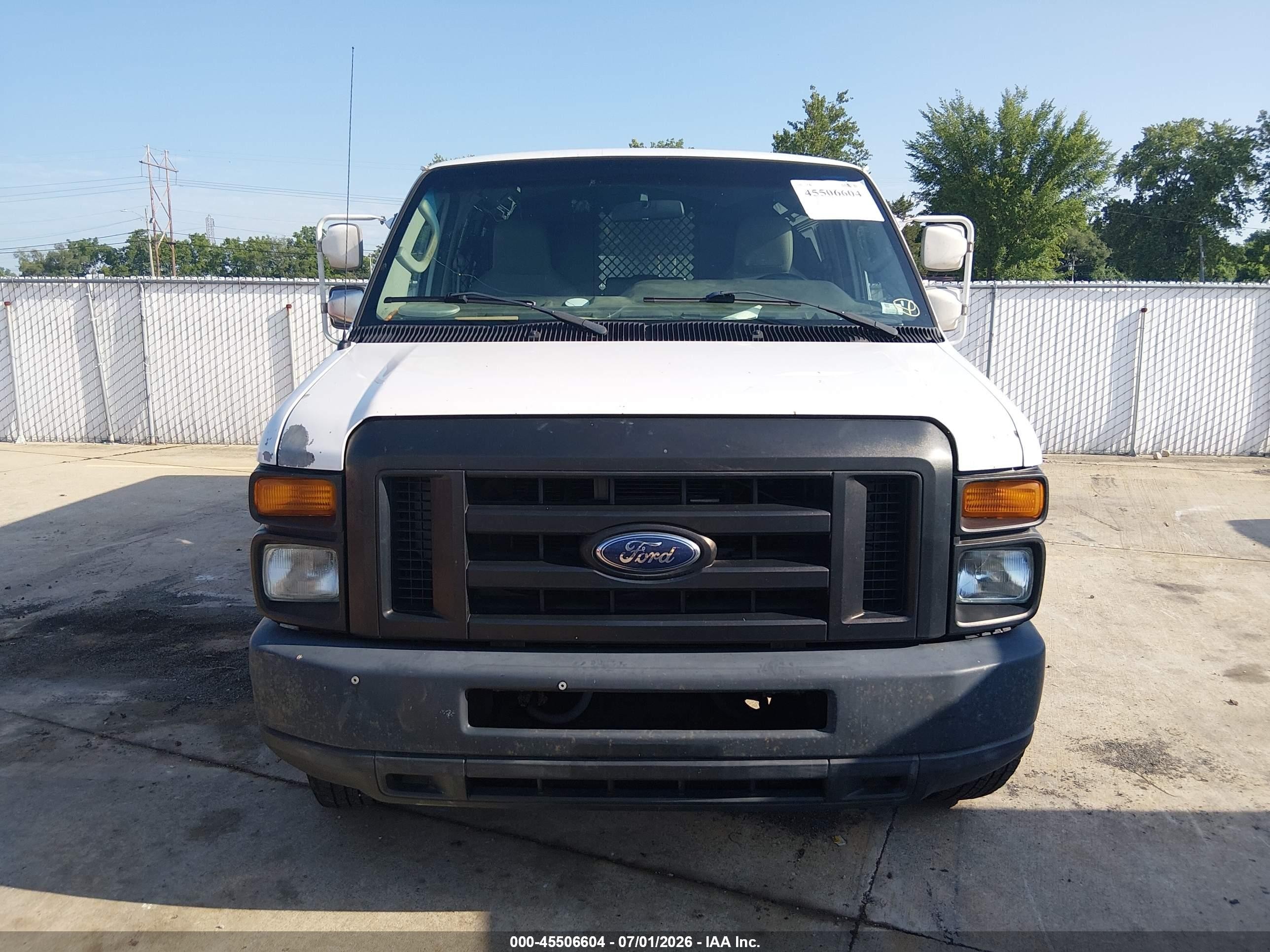 2012 Ford E-350 Super Duty Commercial/recreational White vin: 1FDSS3EL6CDB38562