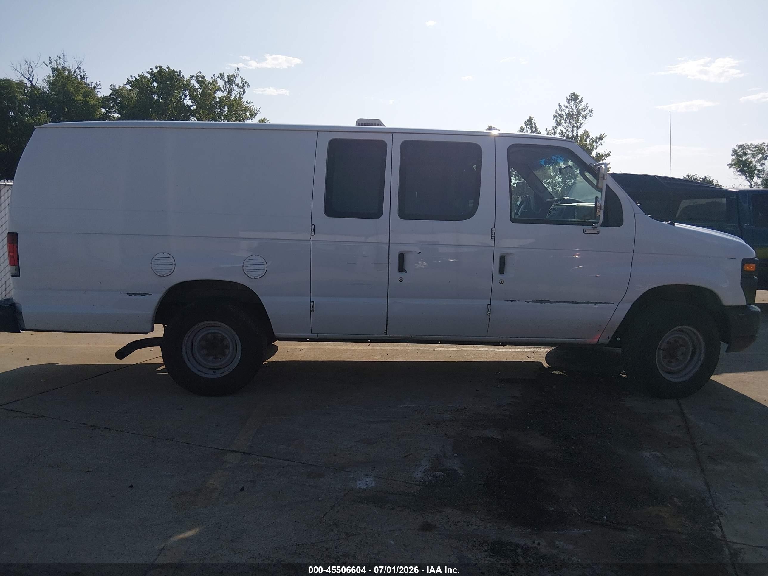 2012 Ford E-350 Super Duty Commercial/recreational White vin: 1FDSS3EL6CDB38562