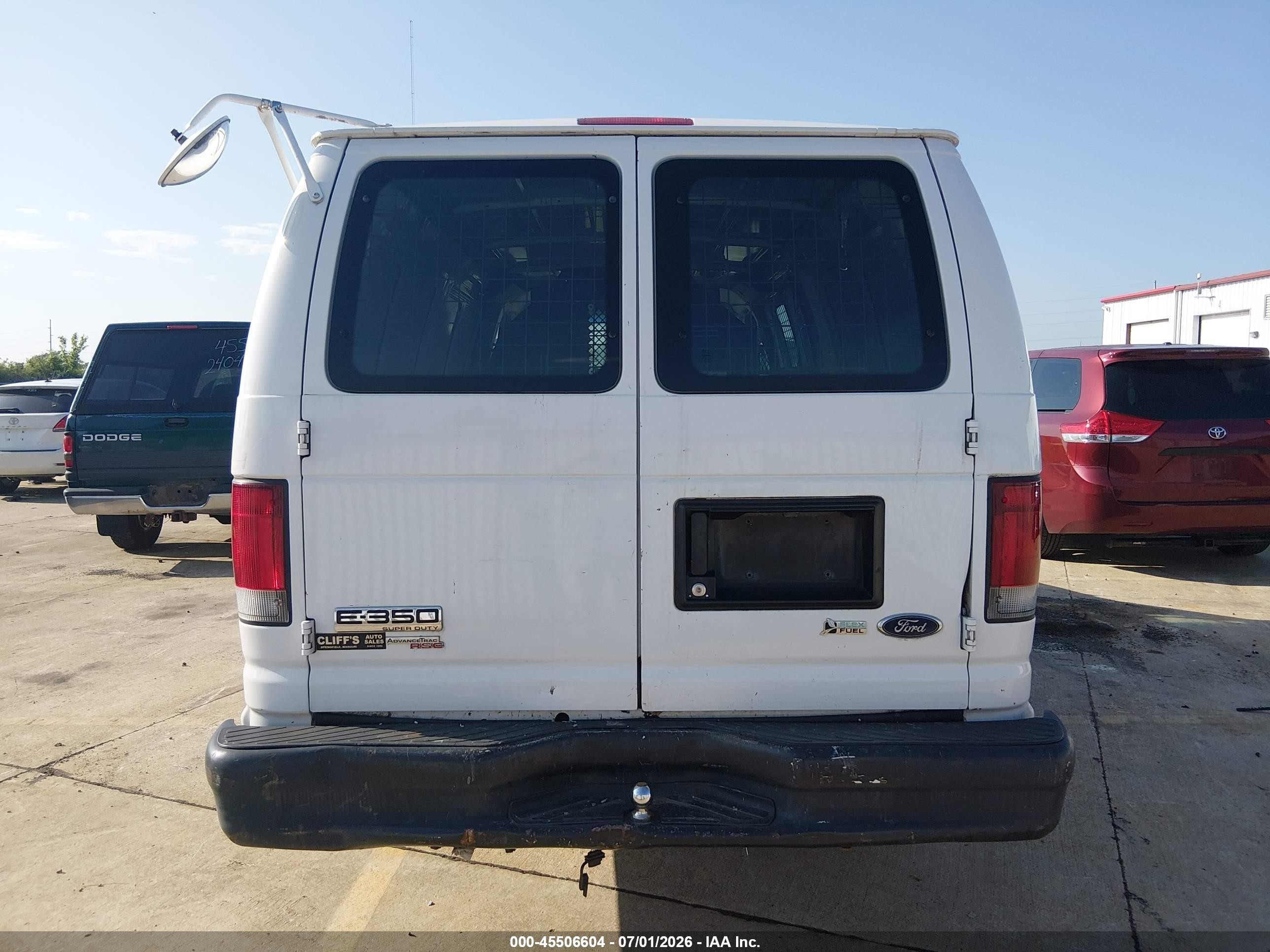 2012 Ford E-350 Super Duty Commercial/recreational White vin: 1FDSS3EL6CDB38562