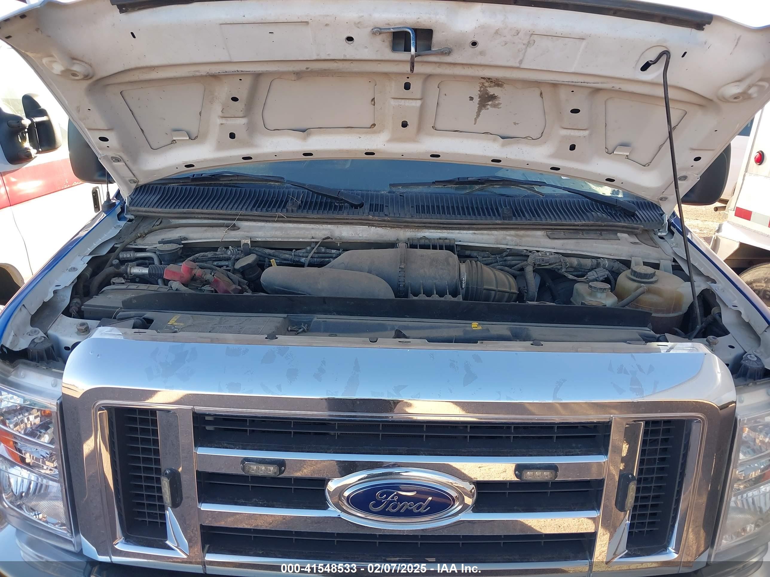 2014 Ford E-350 Super Duty Commercial Blue vin: 1FDSS3EL6EDB15012