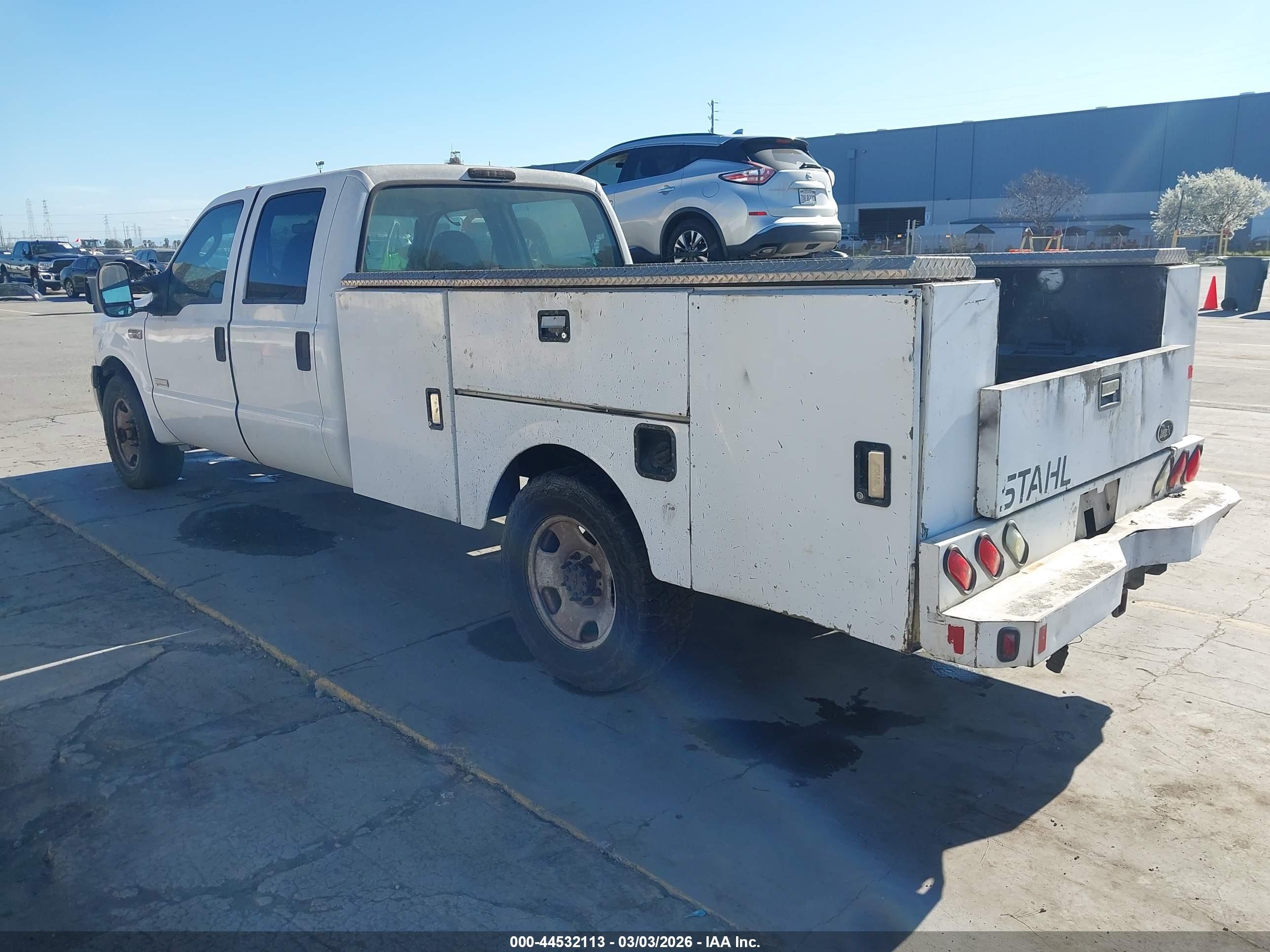 2006 Ford F-350 Chassis Lariat/xl/xlt White vin: 1FDSW34P76ED36218