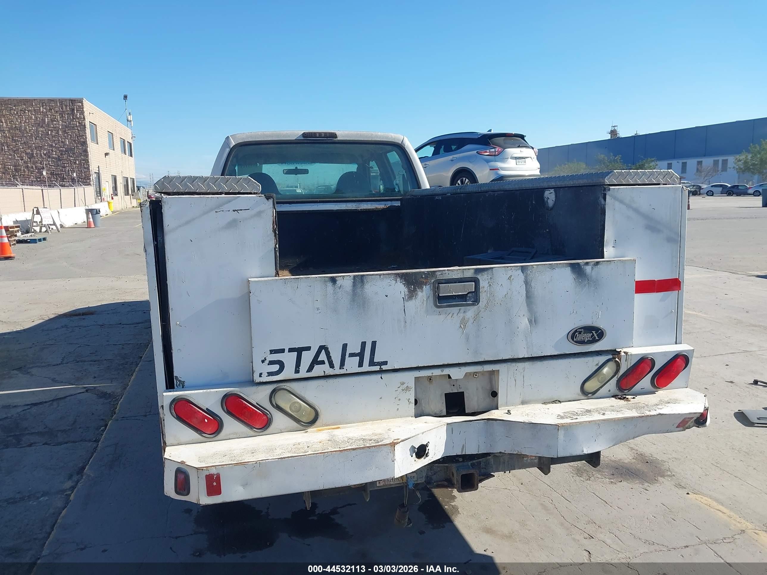 2006 Ford F-350 Chassis Lariat/xl/xlt White vin: 1FDSW34P76ED36218