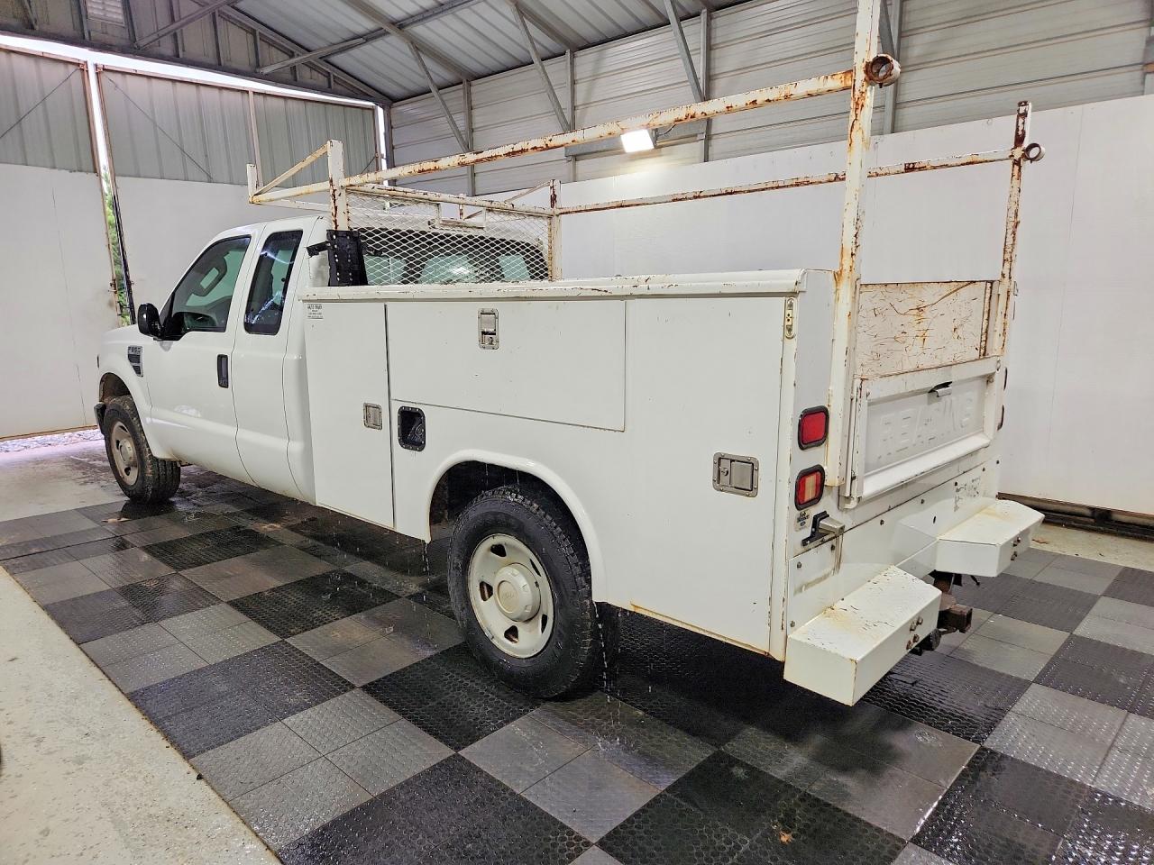 2008 Ford F250 Super Duty White vin: 1FDSX20578EB98629