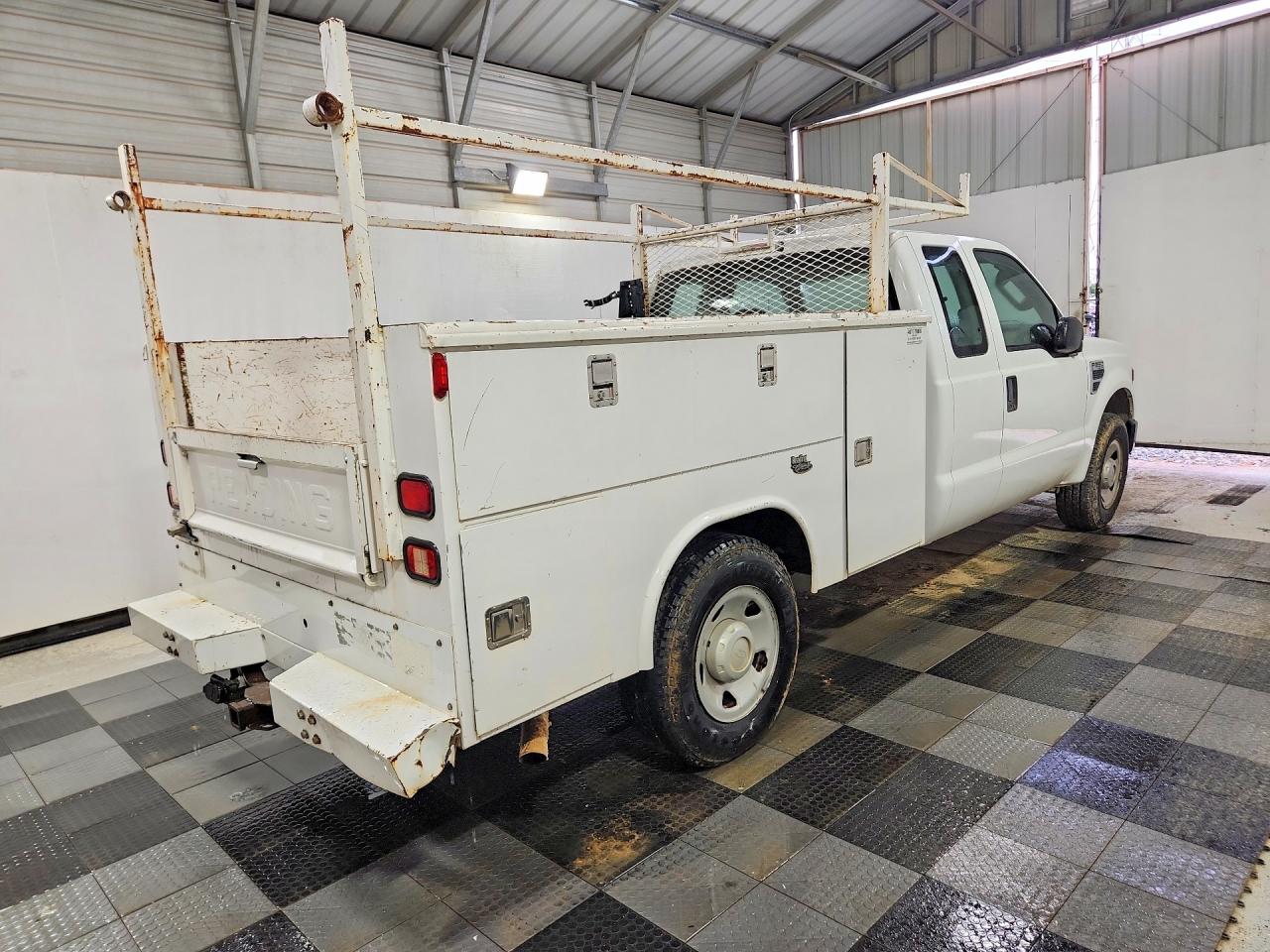 2008 Ford F250 Super Duty White vin: 1FDSX20578EB98629