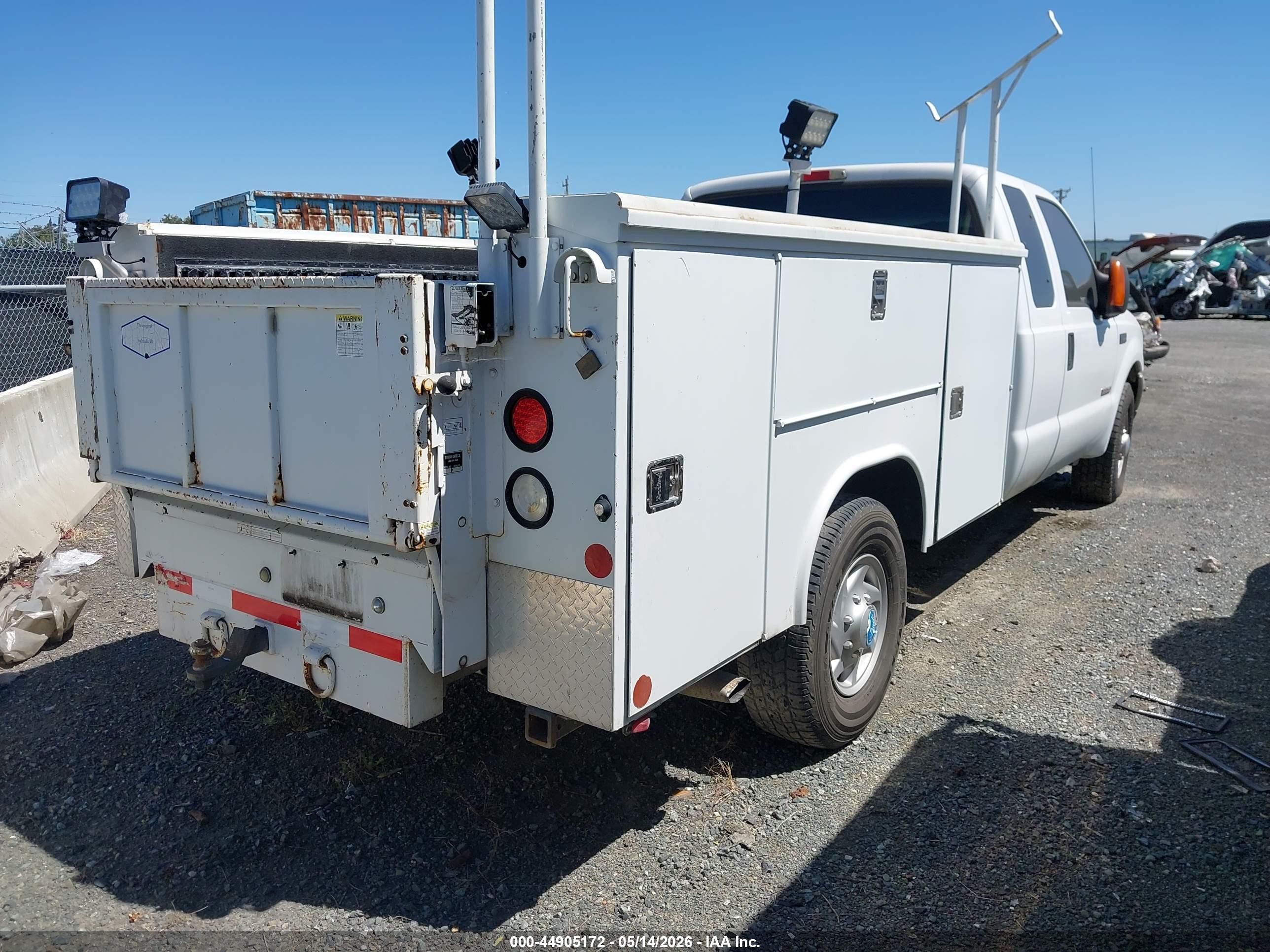 2003 Ford F-350 Lariat/xl/xlt White vin: 1FDSX34P23EC07392