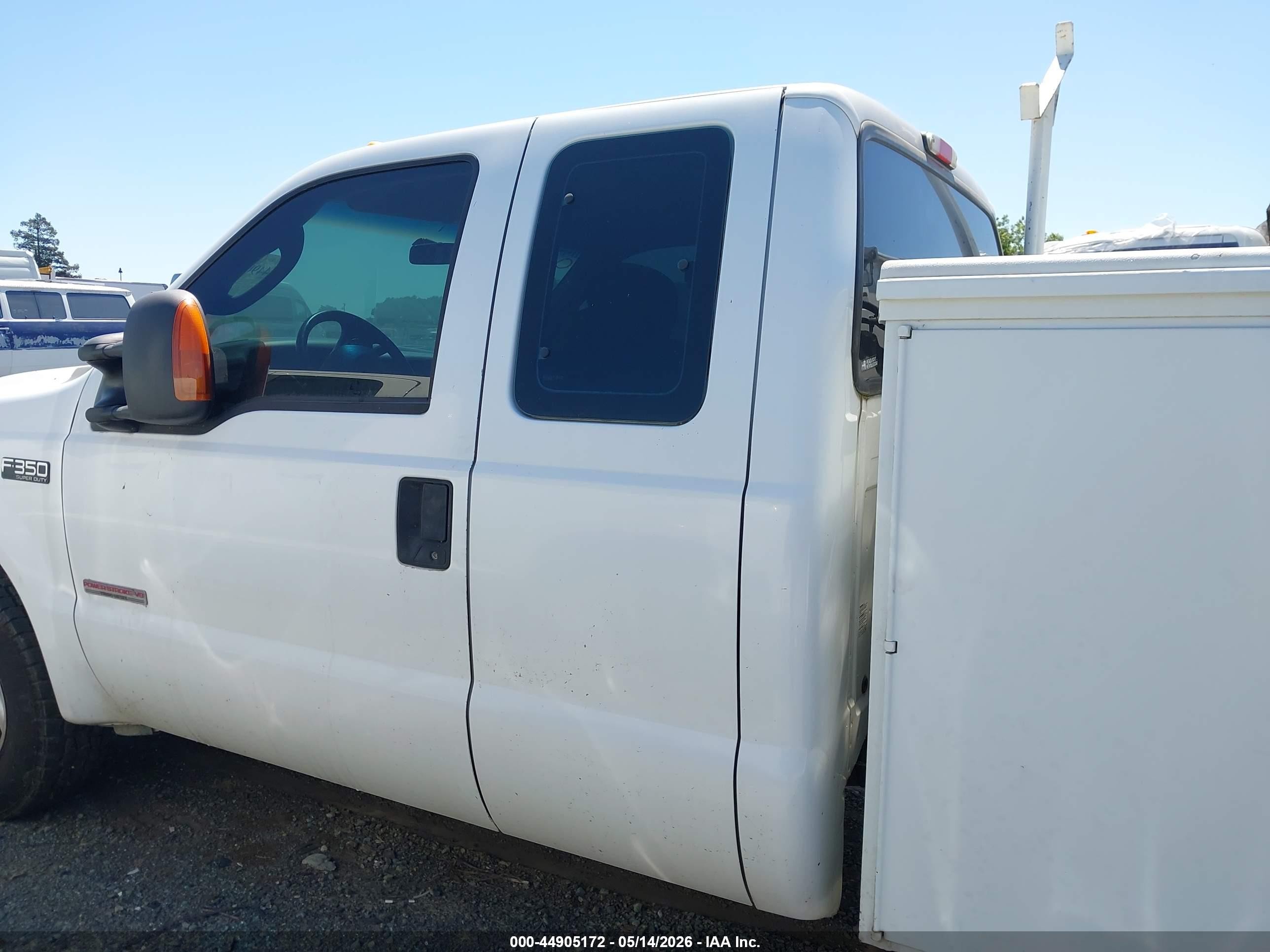 2003 Ford F-350 Lariat/xl/xlt White vin: 1FDSX34P23EC07392