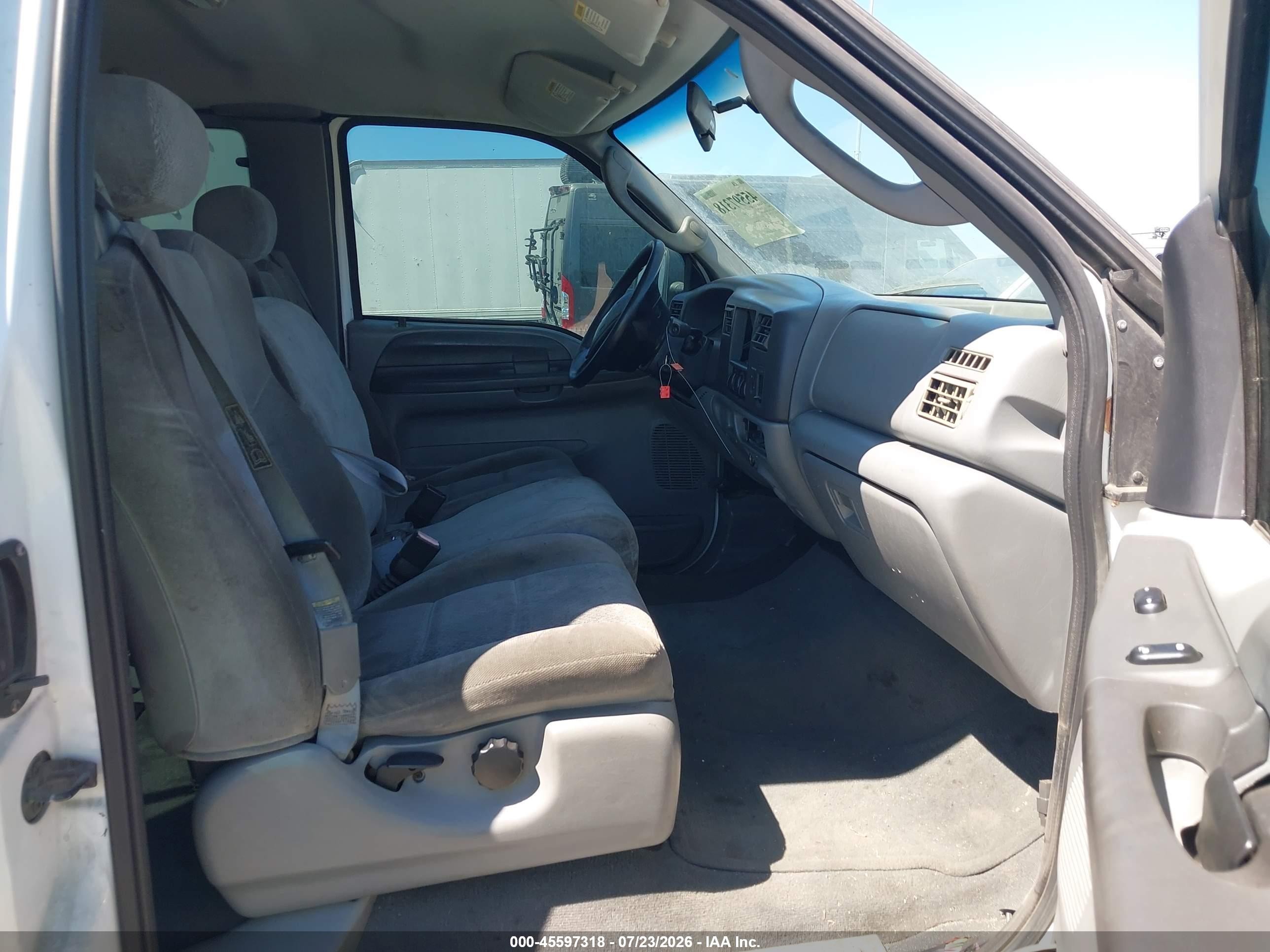 2003 Ford F-350 Lariat/xl/xlt White vin: 1FDSX34P23EC07392