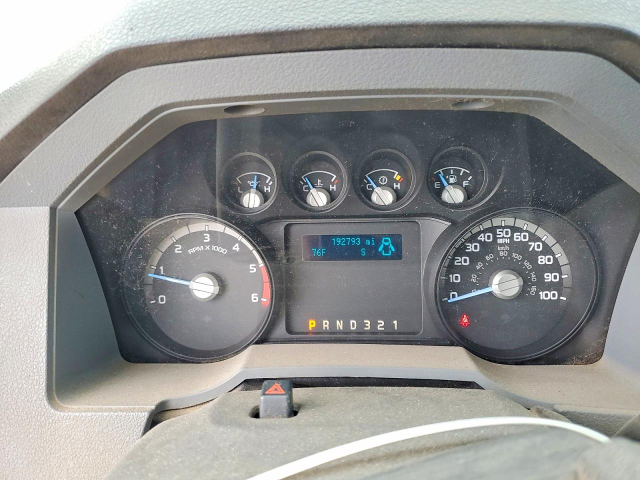 2014 Ford F550 Super Duty Красный vin: 1FDUF5GY0EEA61296