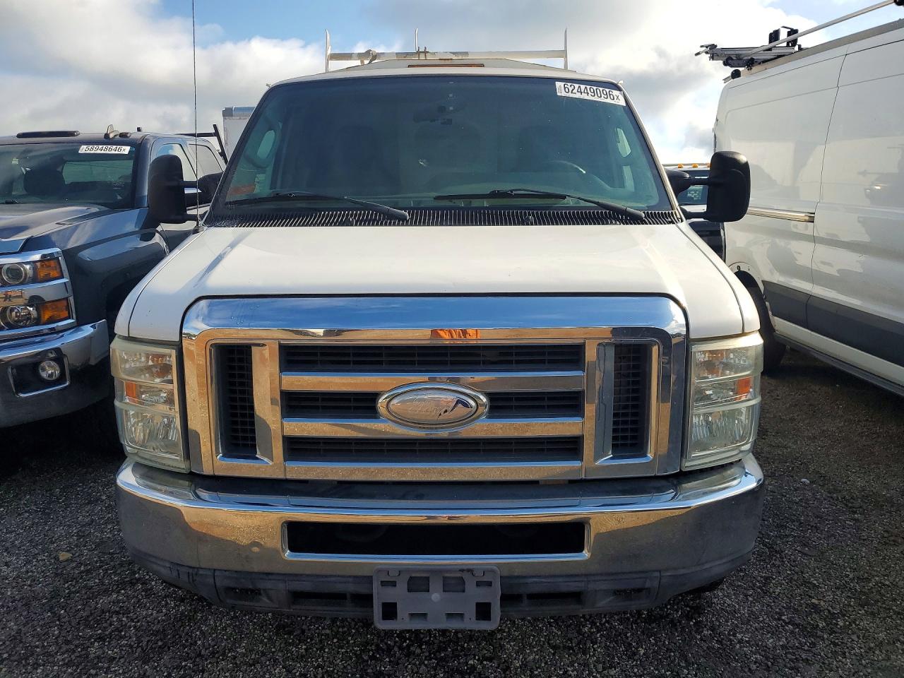 2014 Ford Econoline E350 Super Duty Cutaway Van White vin: 1FDWE3FLXEDB15635