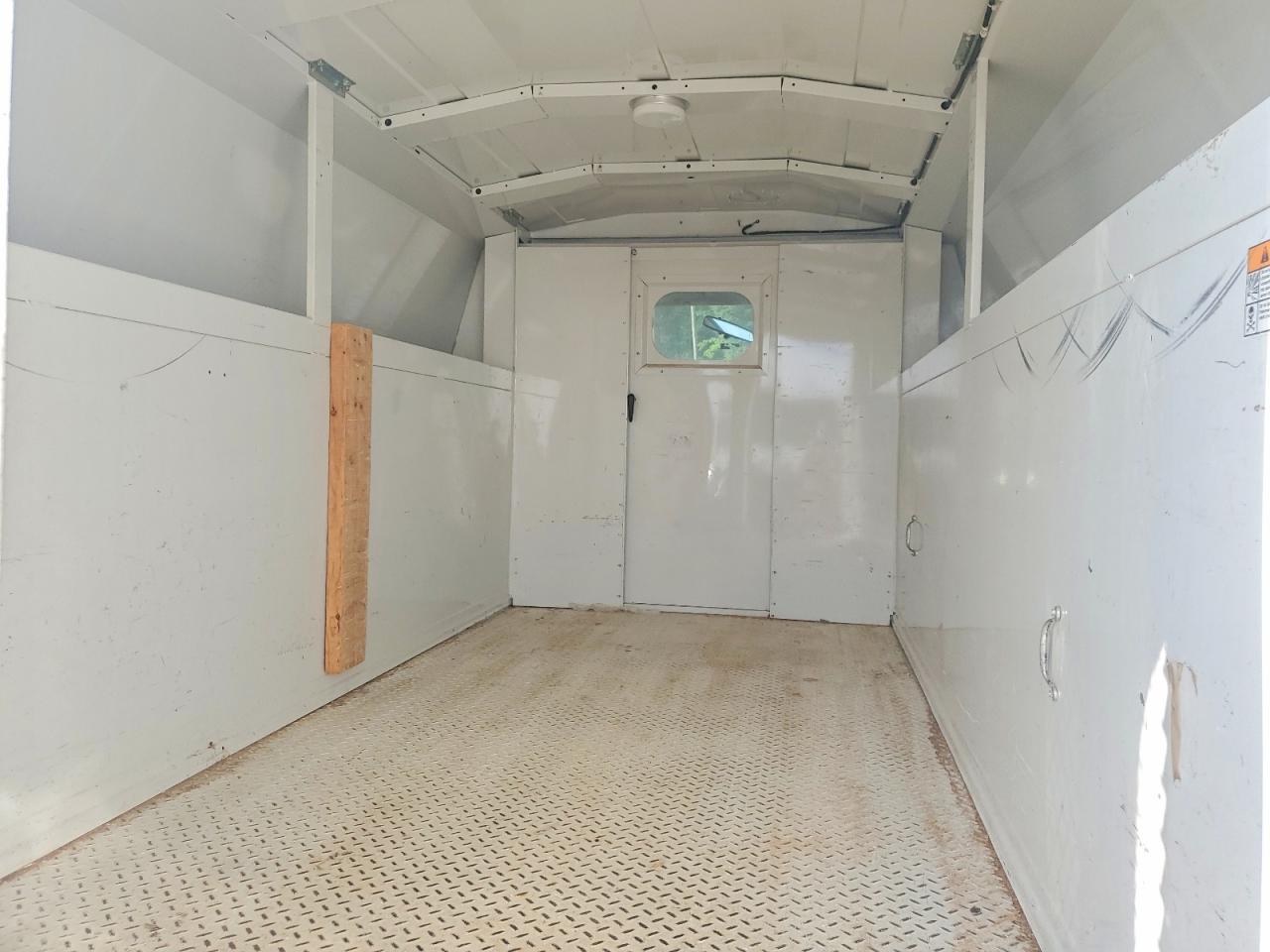 2014 Ford Econoline E350 Super Duty Cutaway Van White vin: 1FDWE3FLXEDB15635