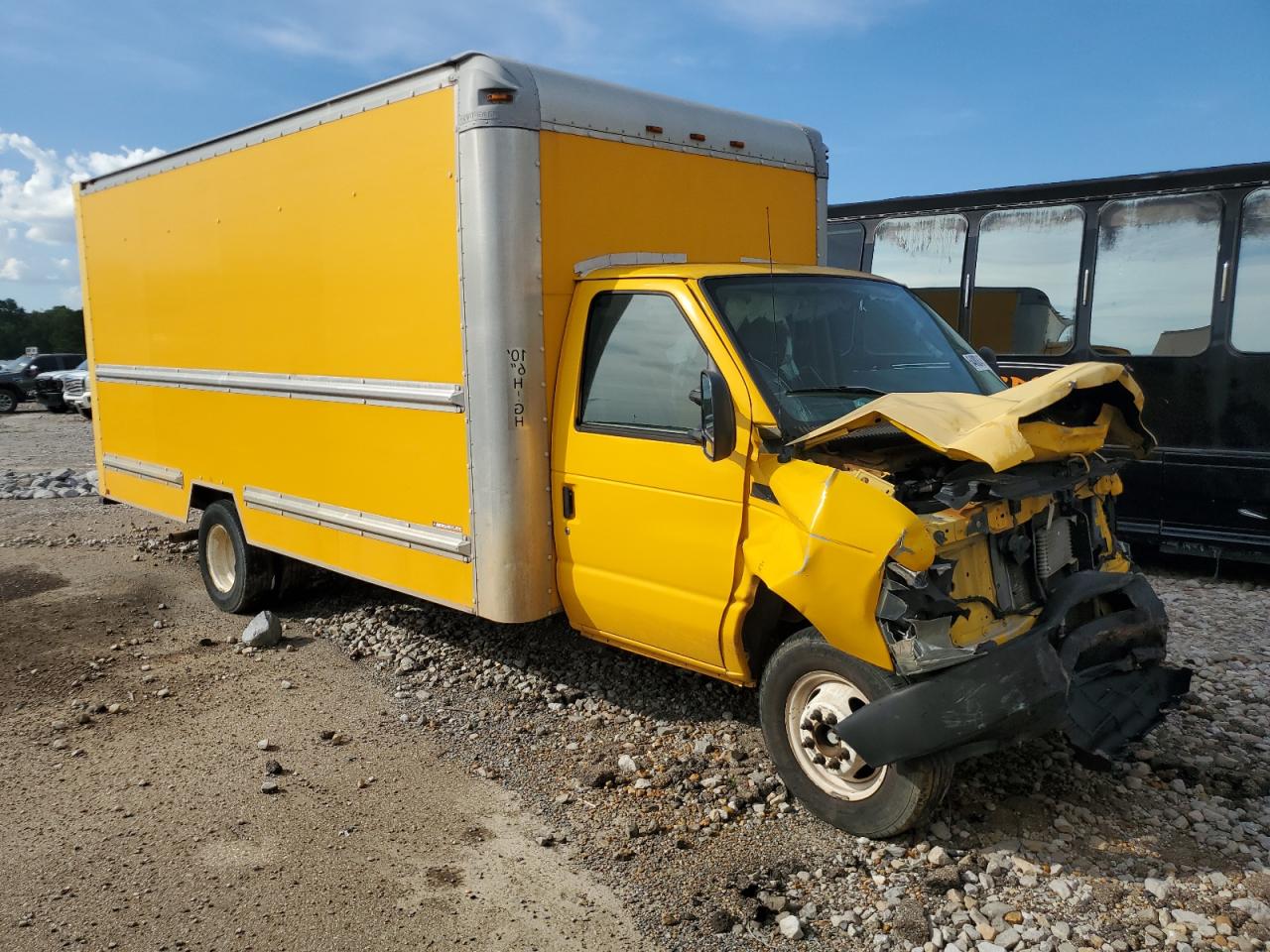 2012 Ford Econoline E350 Super Duty Cutaway Van Yellow vin: 1FDWE3FS8CDA63216