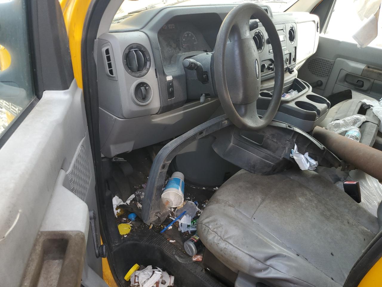 2012 Ford Econoline E350 Super Duty Cutaway Van Yellow vin: 1FDWE3FS8CDA63216