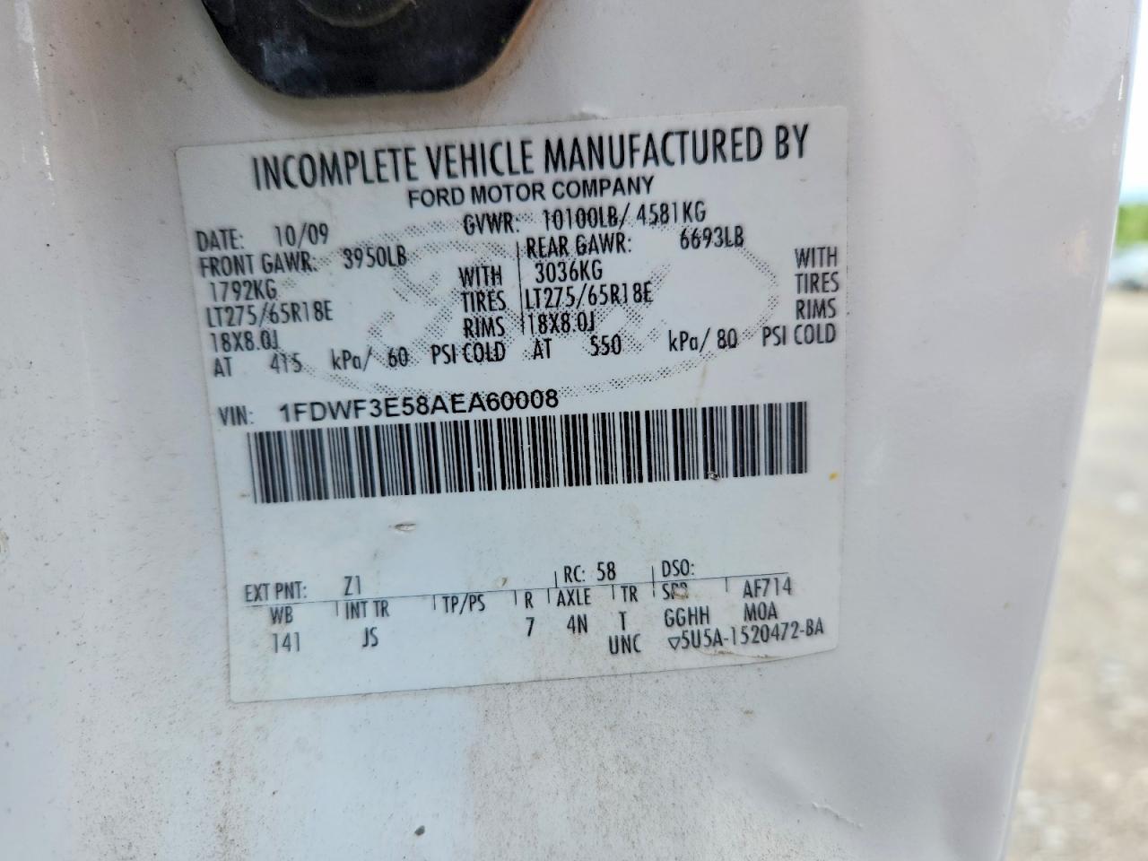 2010 Ford F350 Super Duty White vin: 1FDWF3E58AEA60008