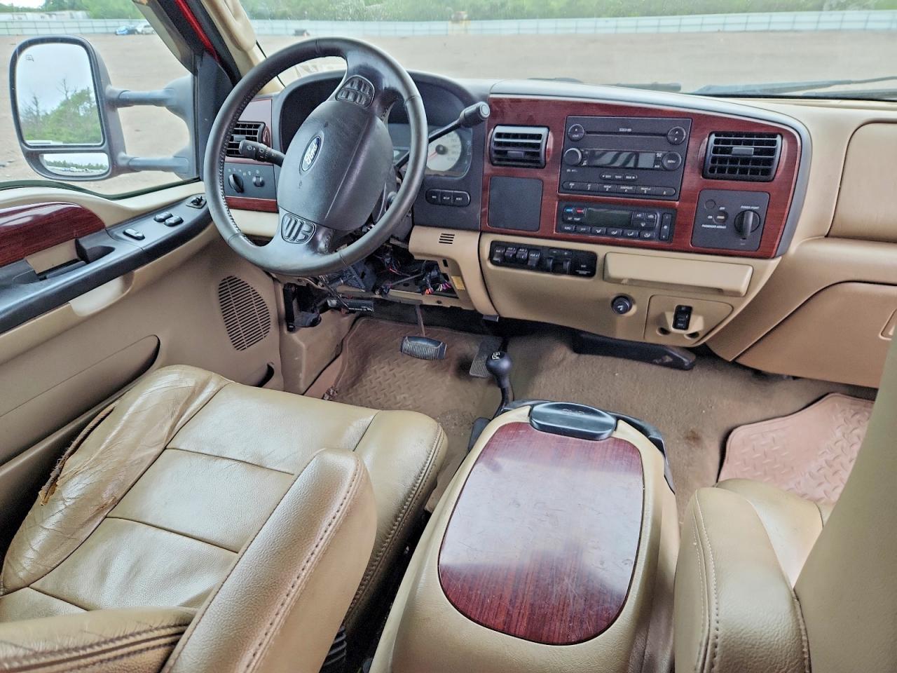 2005 Ford F350 Super Duty Red vin: 1FDWX37P65EB06548