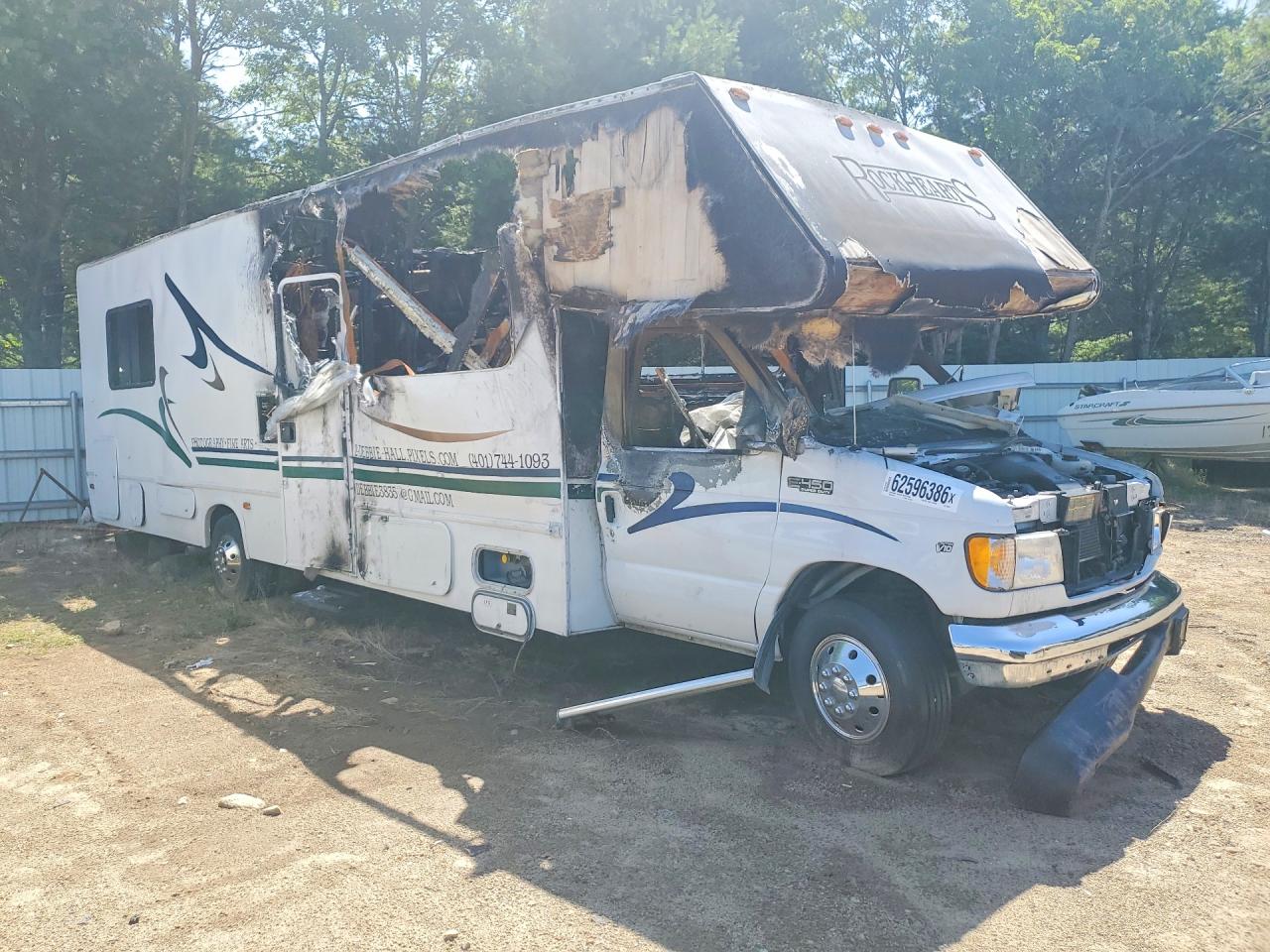 2000 Ford E450 White vin: 1FDXE4555YHA13014