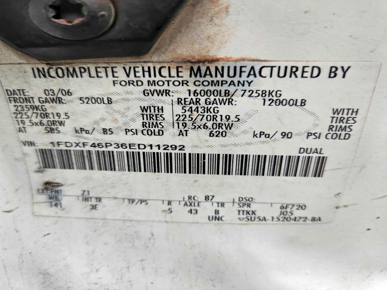 2006 Ford F450 Super Duty White vin: 1FDXF46P36ED11292