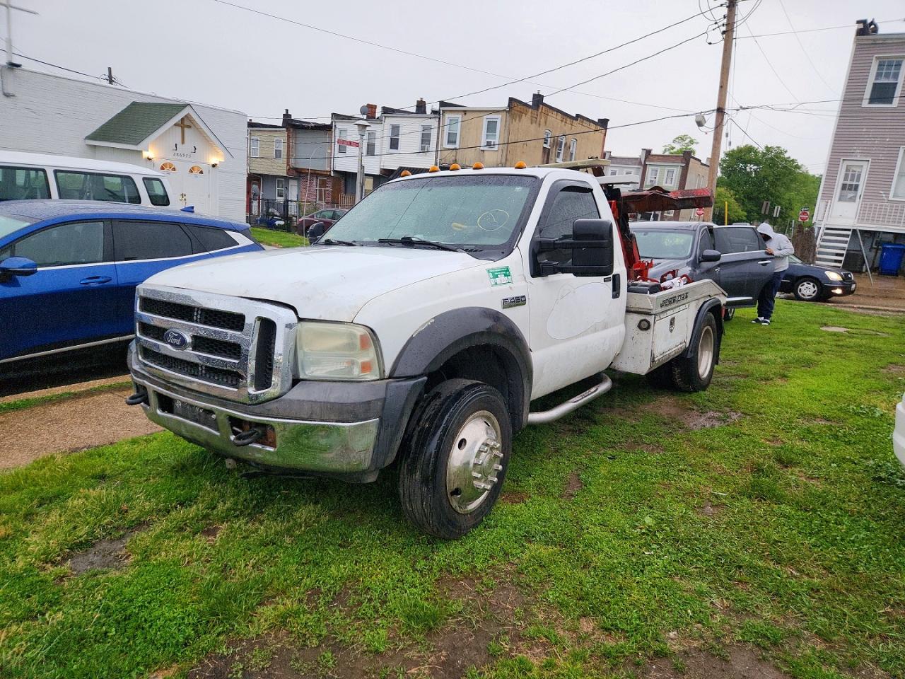 2006 Ford F450 Super Duty White vin: 1FDXF46P36ED11292