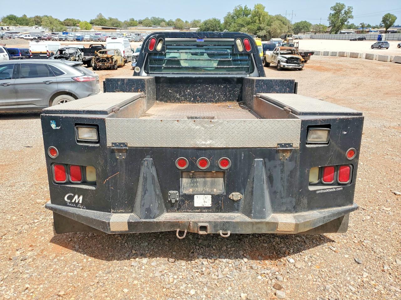 2005 Ford F450 Super Duty White vin: 1FDXW47P55EB40610