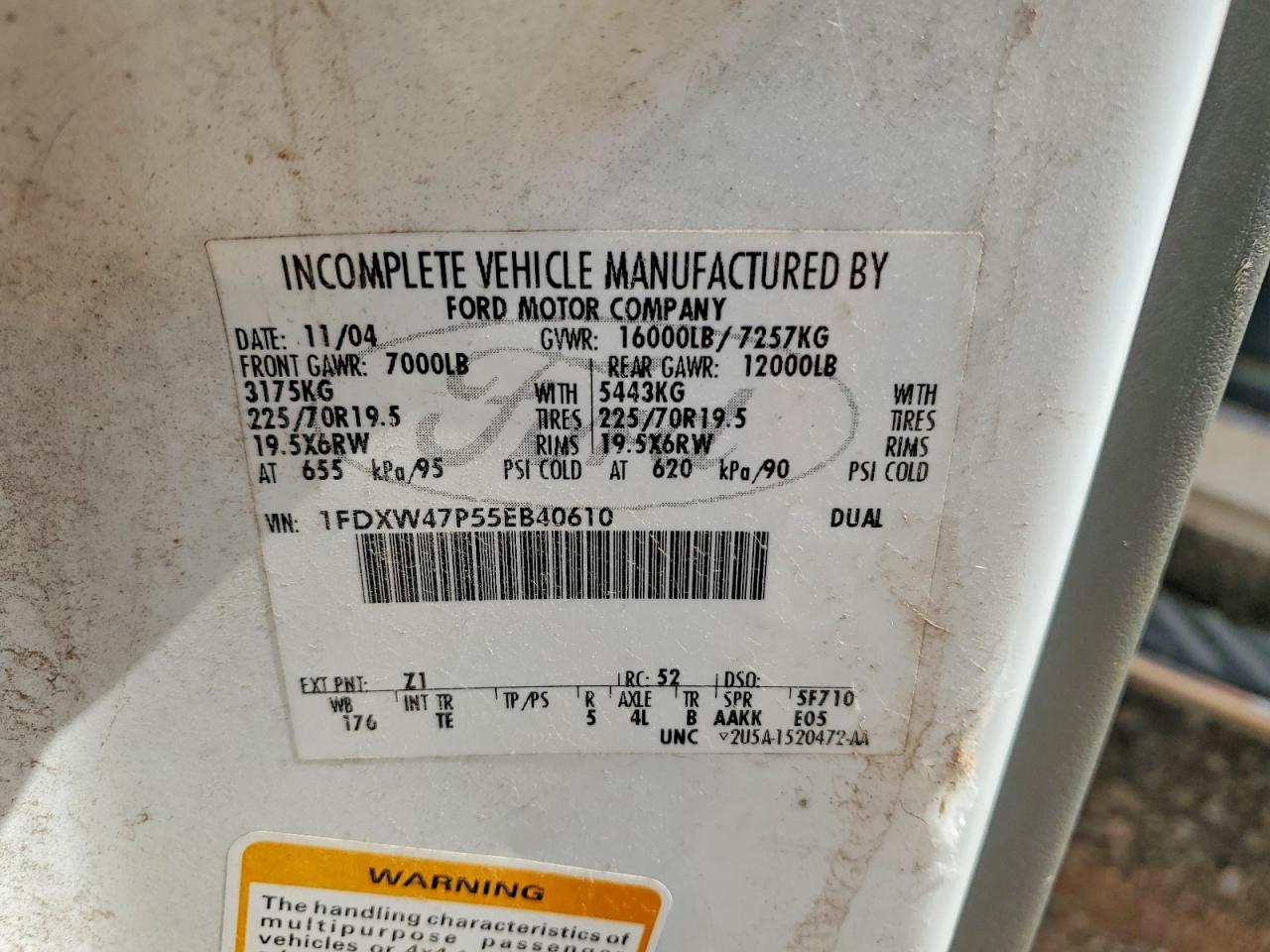 2005 Ford F450 Super Duty White vin: 1FDXW47P55EB40610