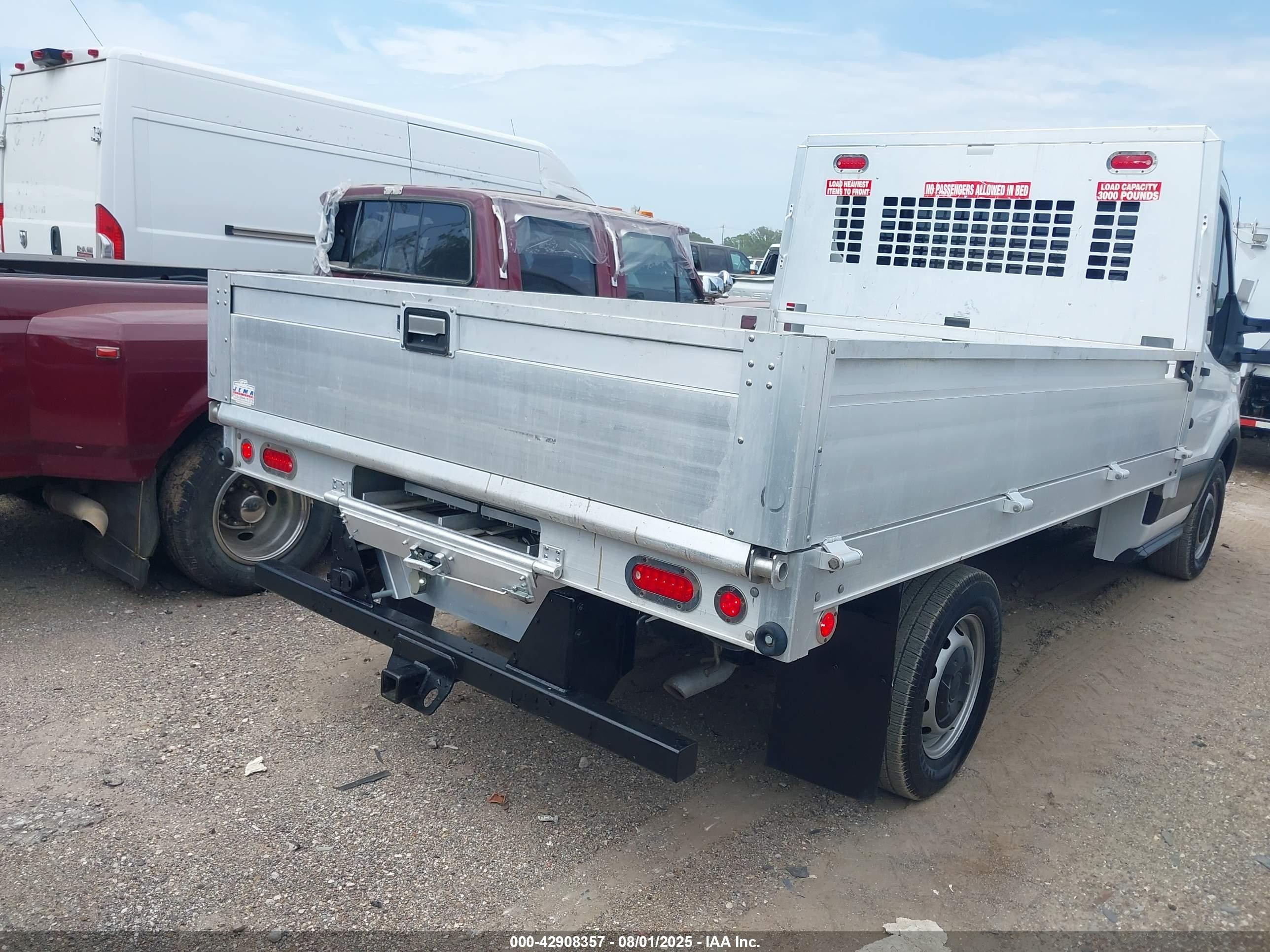 2018 Ford Transit-250 Cab   White vin: 1FDYR5ZMXJKA99715