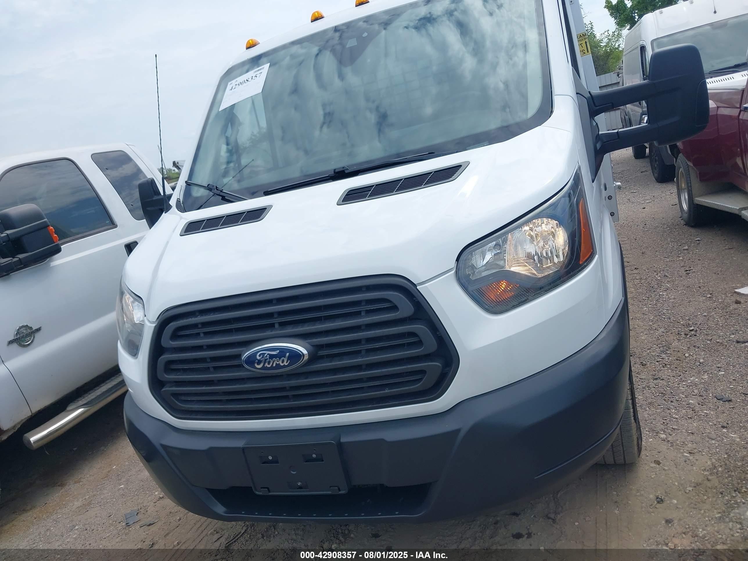 2018 Ford Transit-250 Cab   White vin: 1FDYR5ZMXJKA99715