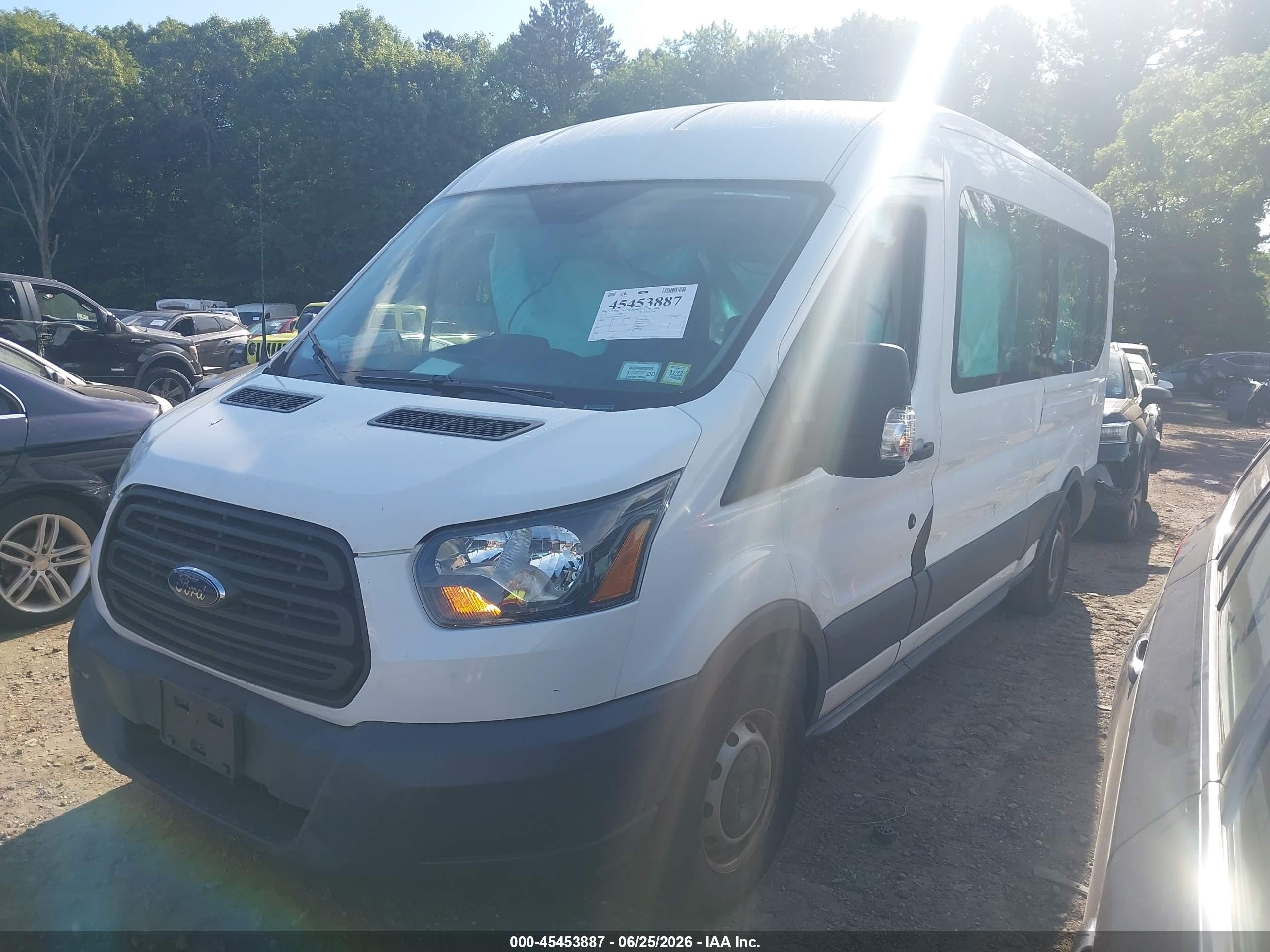 2015 Ford Transit-350 Xl/xlt White vin: 1FDZX2CM6FKB19130