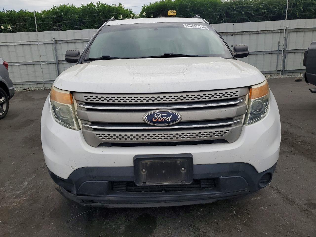 2015 Ford Explorer White vin: 1FM5K7B80FGC39863