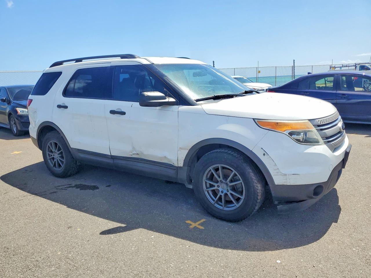 2013 Ford Explorer White vin: 1FM5K7B81DGA63175