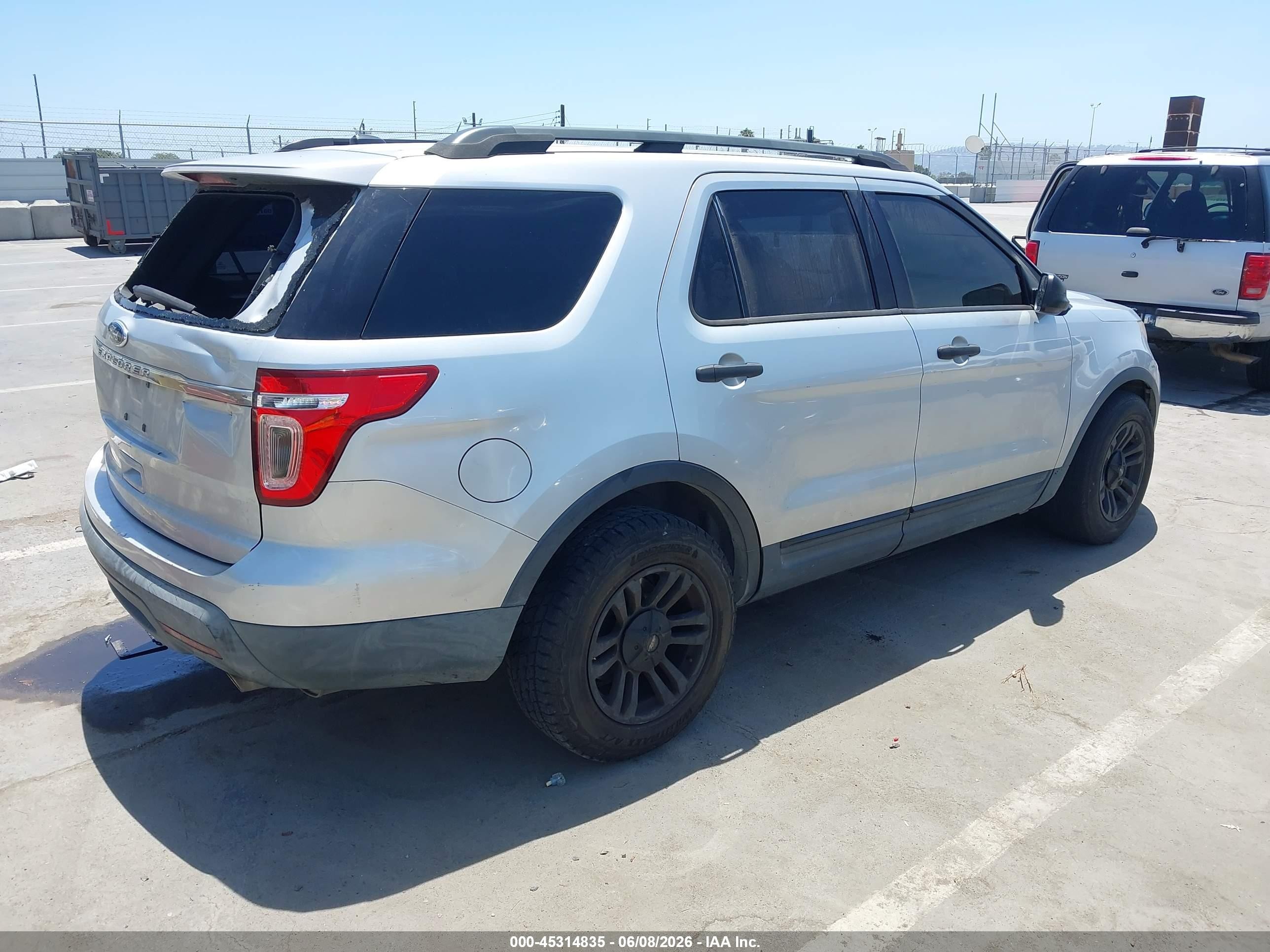 2013 Ford Explorer Silver vin: 1FM5K7B81DGA84205