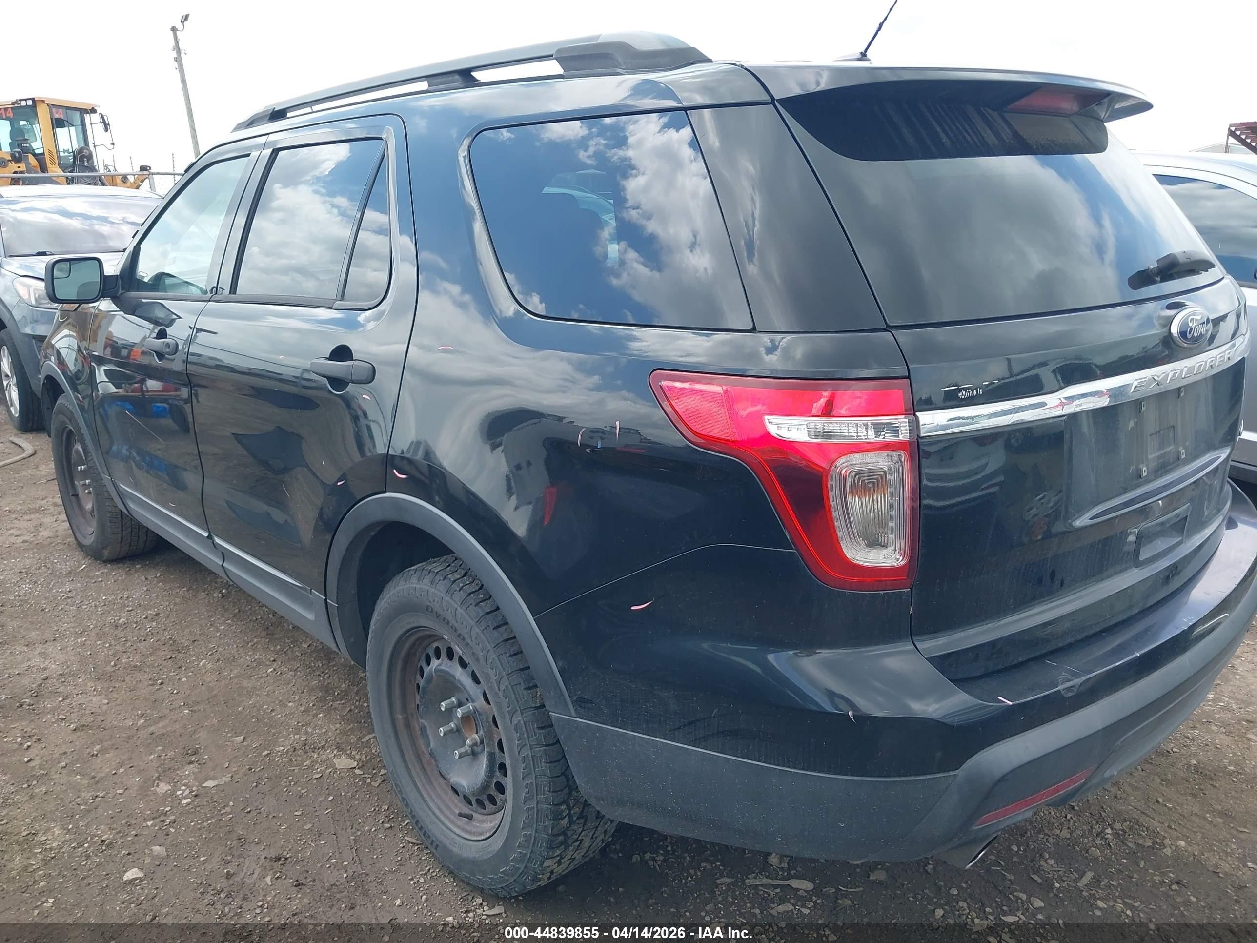 2014 Ford Explorer   Черный vin: 1FM5K7B81EGA12776