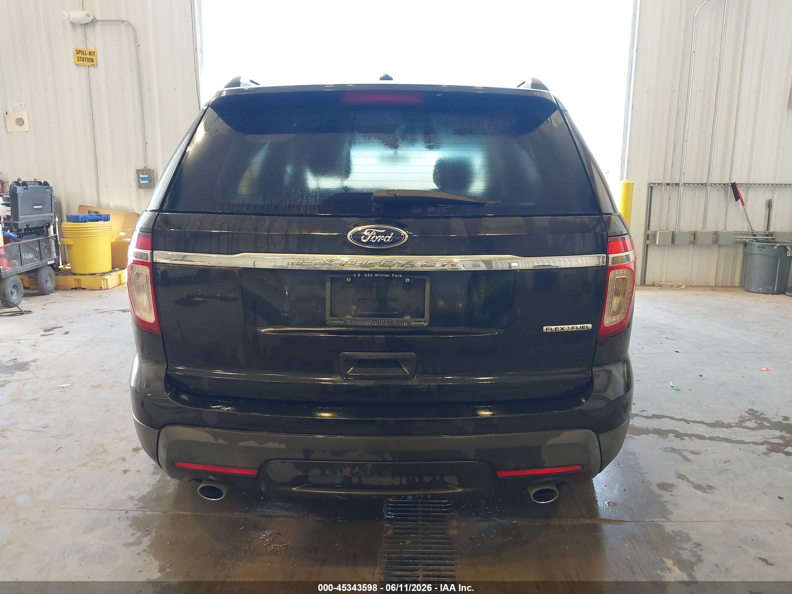 2014 Ford Explorer   Black vin: 1FM5K7B81EGA41601