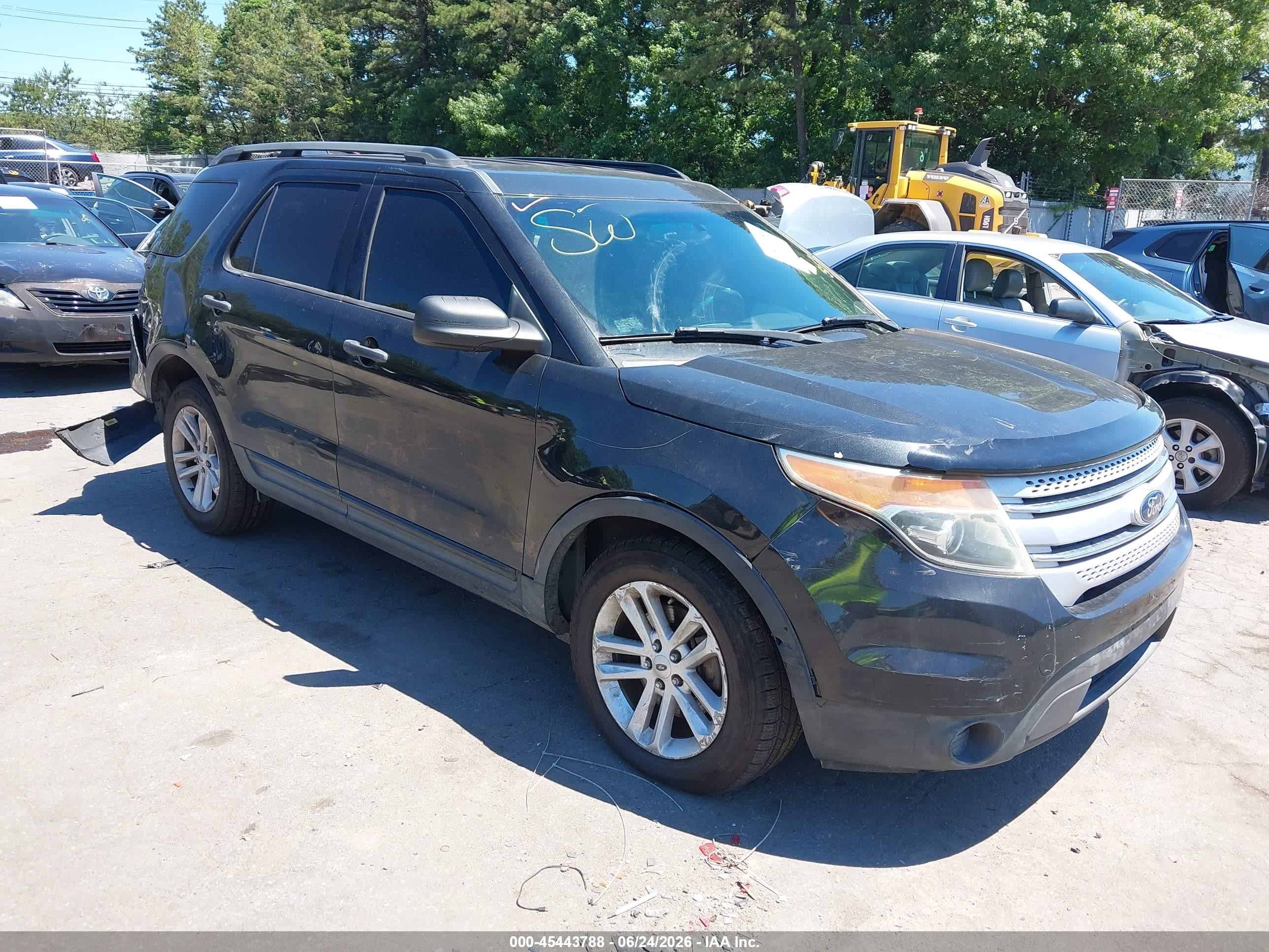 2015 Ford Explorer   Black vin: 1FM5K7B81FGA91058