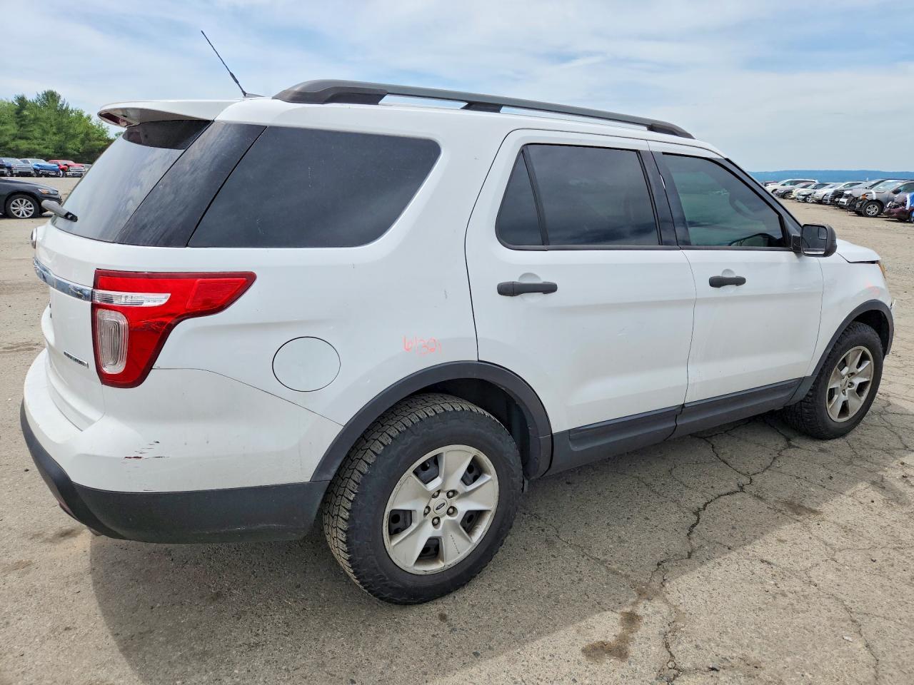 2013 Ford Explorer White vin: 1FM5K7B82DGA55540