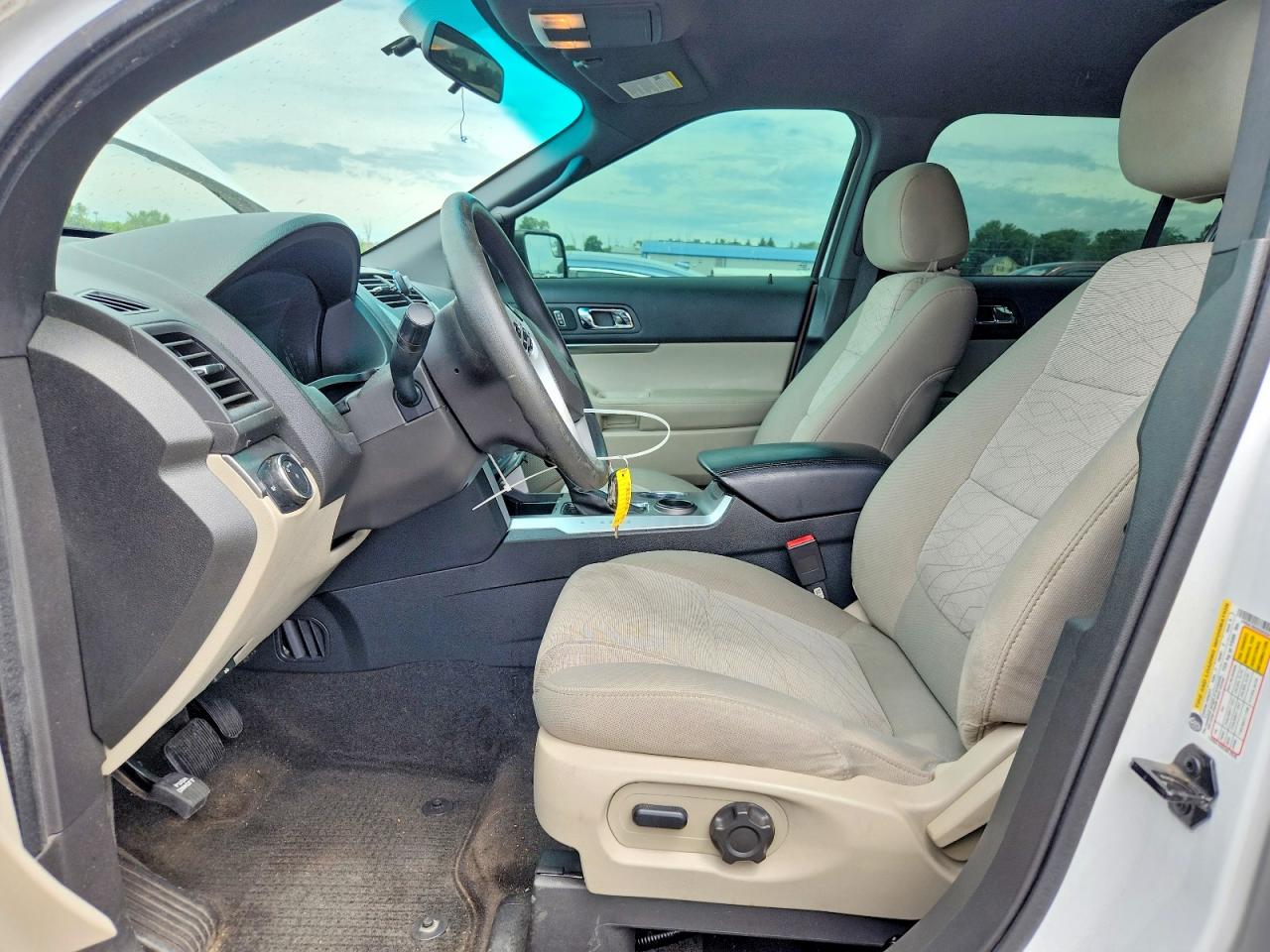 2013 Ford Explorer White vin: 1FM5K7B82DGA55540