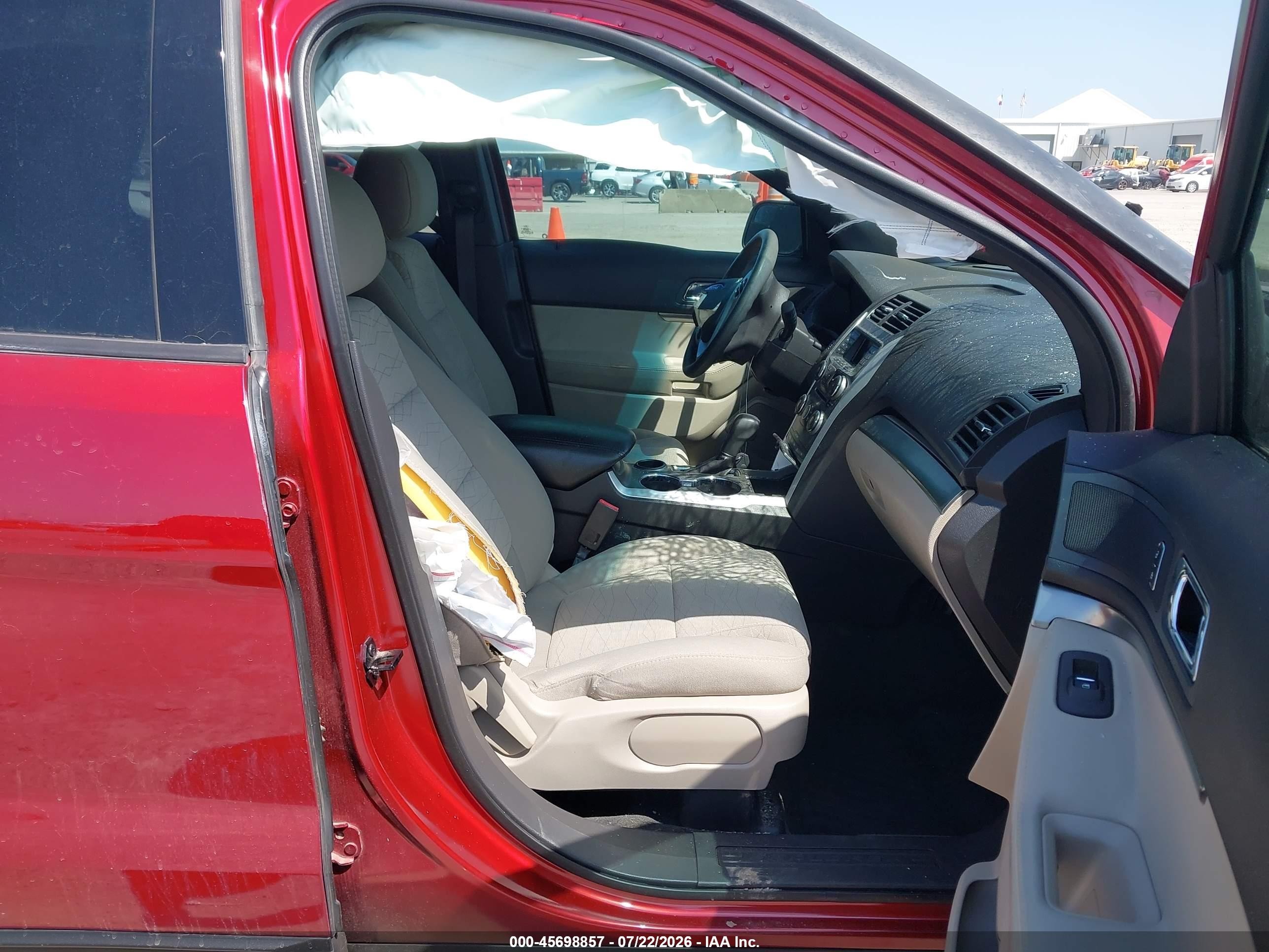2015 Ford Explorer   Maroon vin: 1FM5K7B82FGA02601