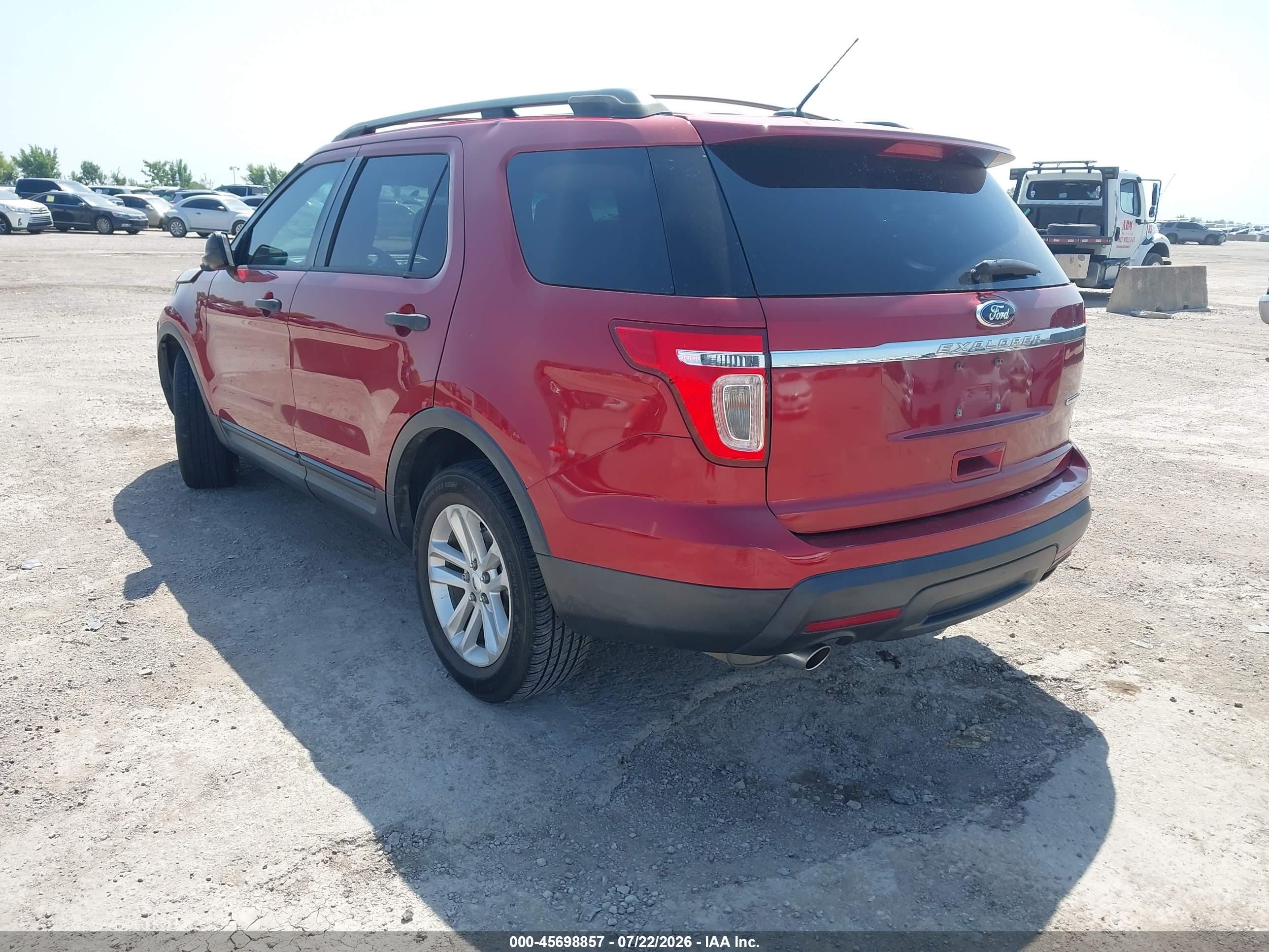 2015 Ford Explorer   Maroon vin: 1FM5K7B82FGA02601