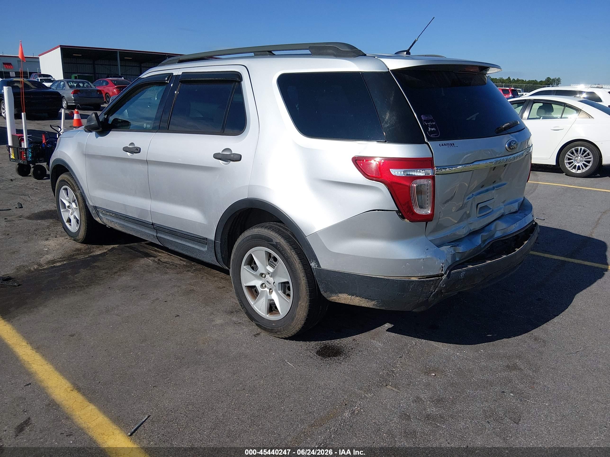 2013 Ford Explorer   Silver vin: 1FM5K7B83DGB04793
