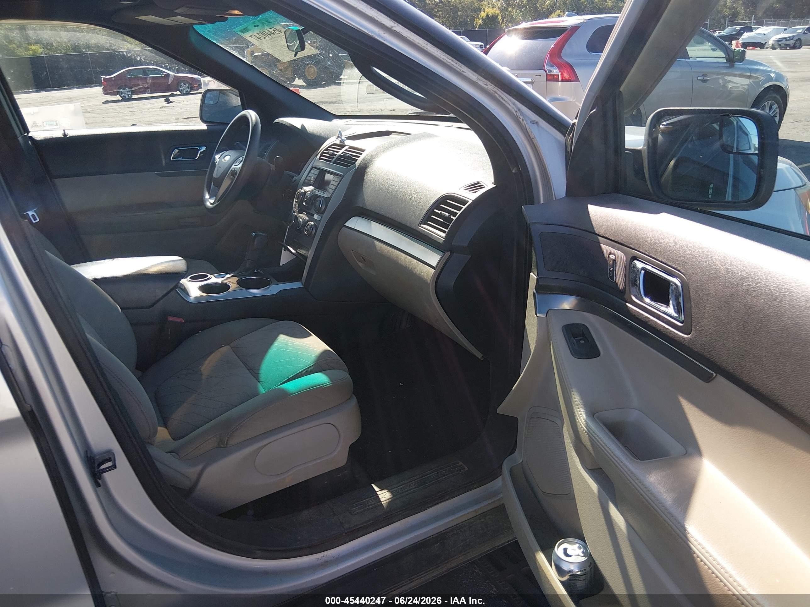 2013 Ford Explorer   Silver vin: 1FM5K7B83DGB04793